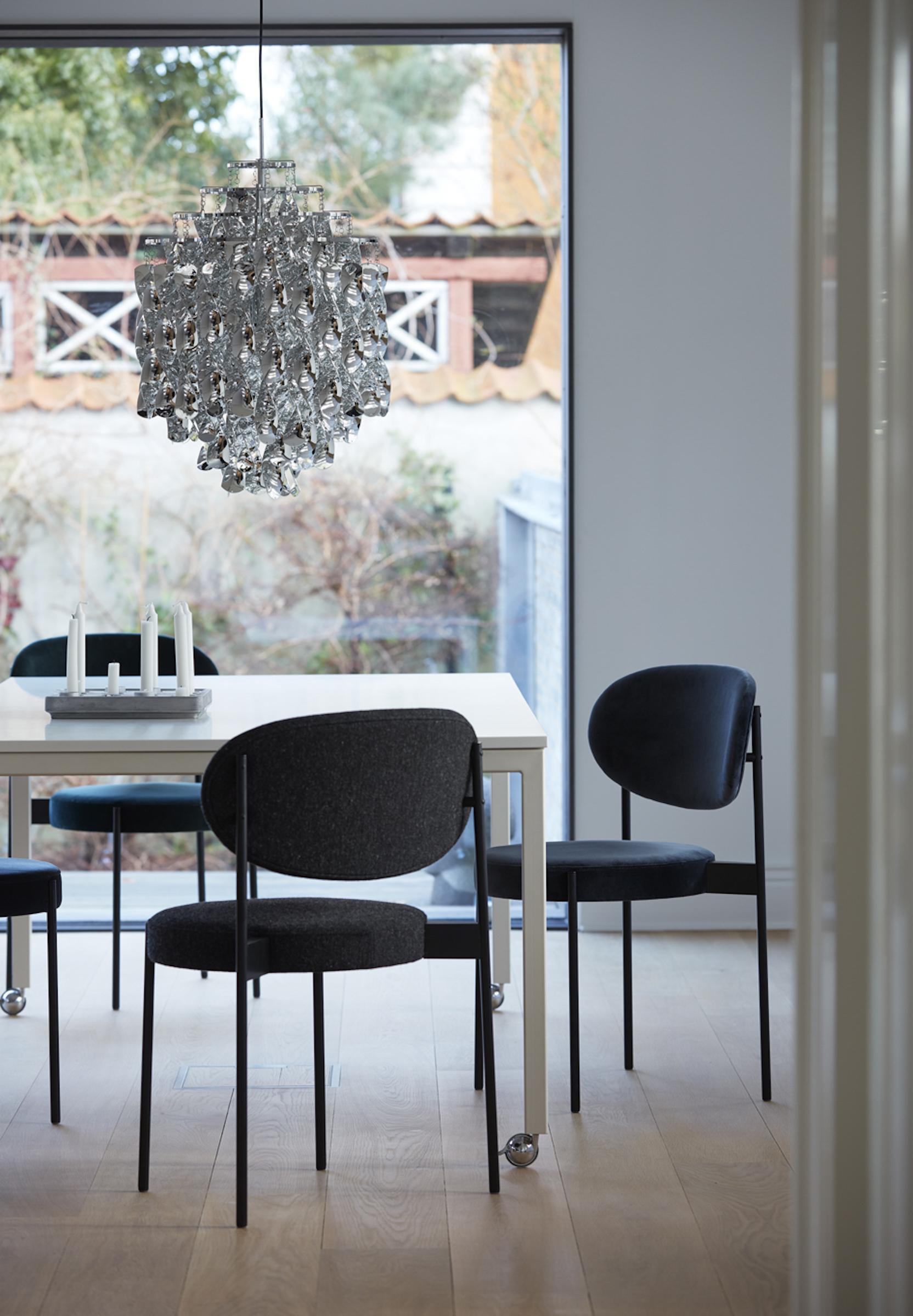 Moderno Lampada a sospensione Spiral SP2 con finitura dorata di Verner Panton in vendita
