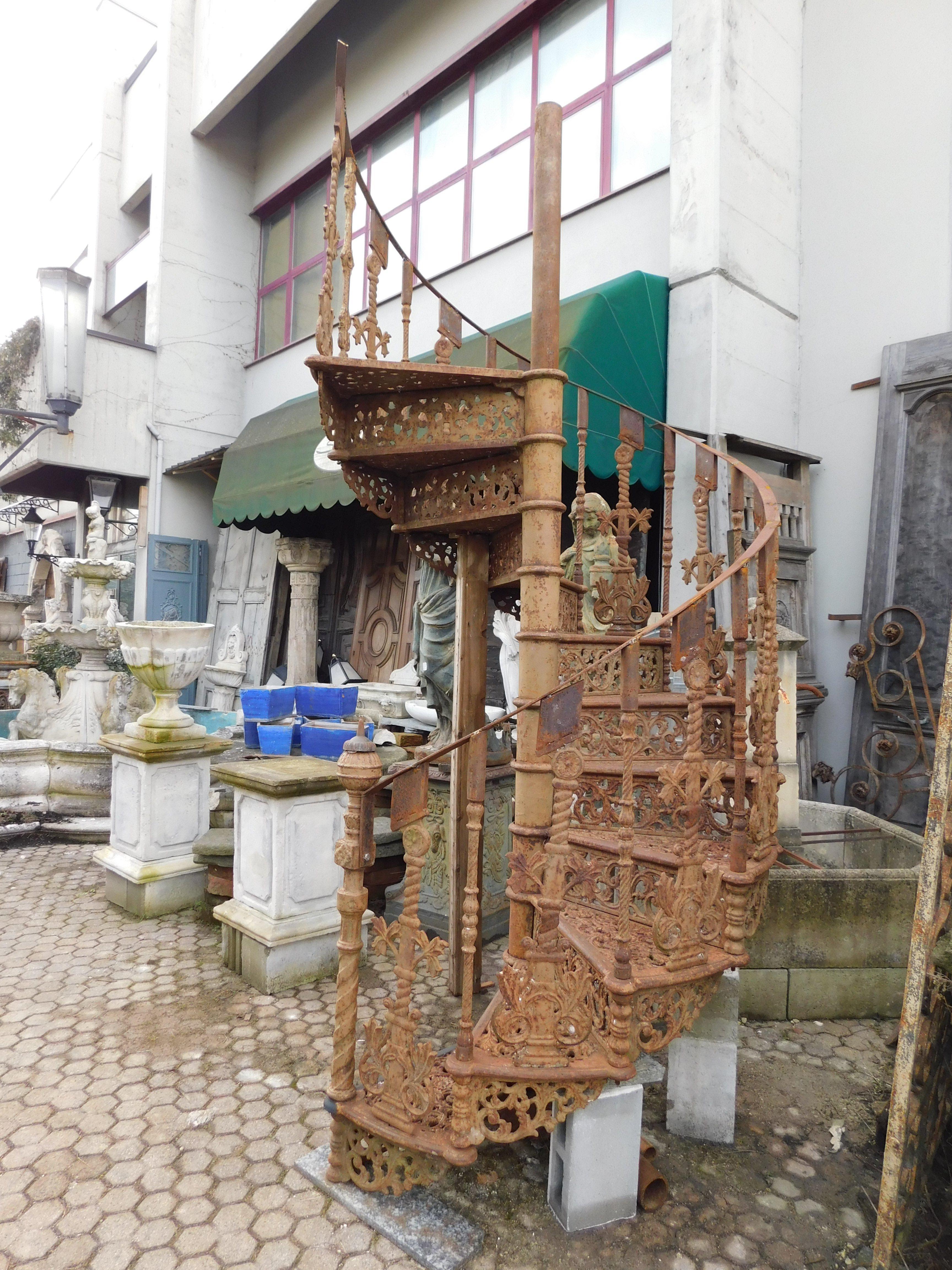 20th Century Spiral staircase in perforated cast iron, Italy For Sale