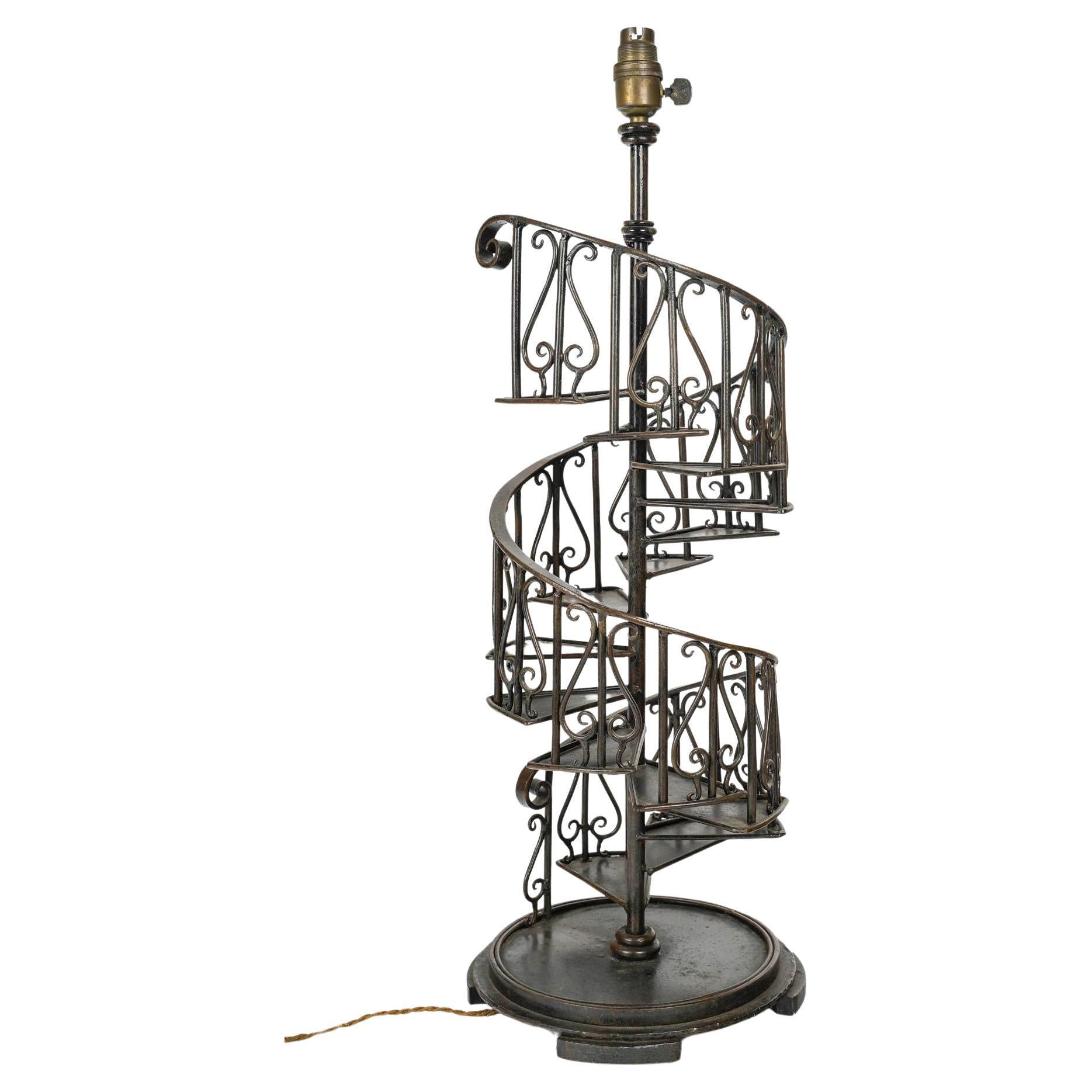 Spiral Staircase Table Lamp in Brown Patinated Metal, 20th Century. For Sale