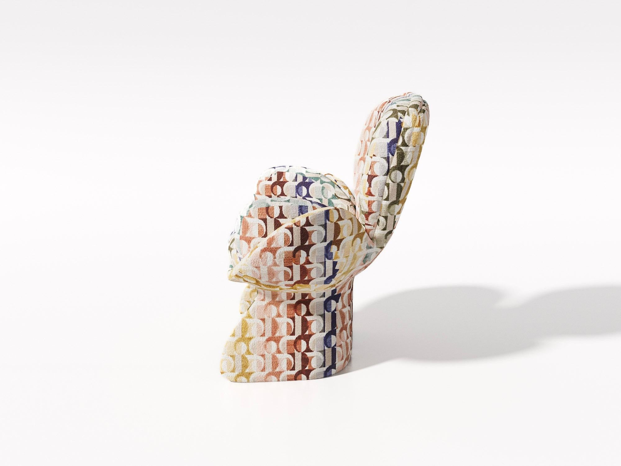 Spirale Chair by Alexandre Ligios

Casamance's 'Abondance' upholstery.

52.4