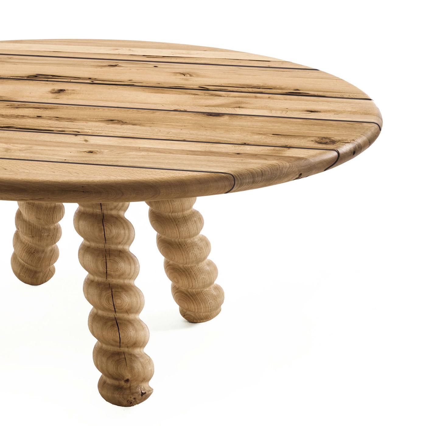 XXIe siècle et contemporain Table de salle à manger en spirale en chêne brut massif en vente