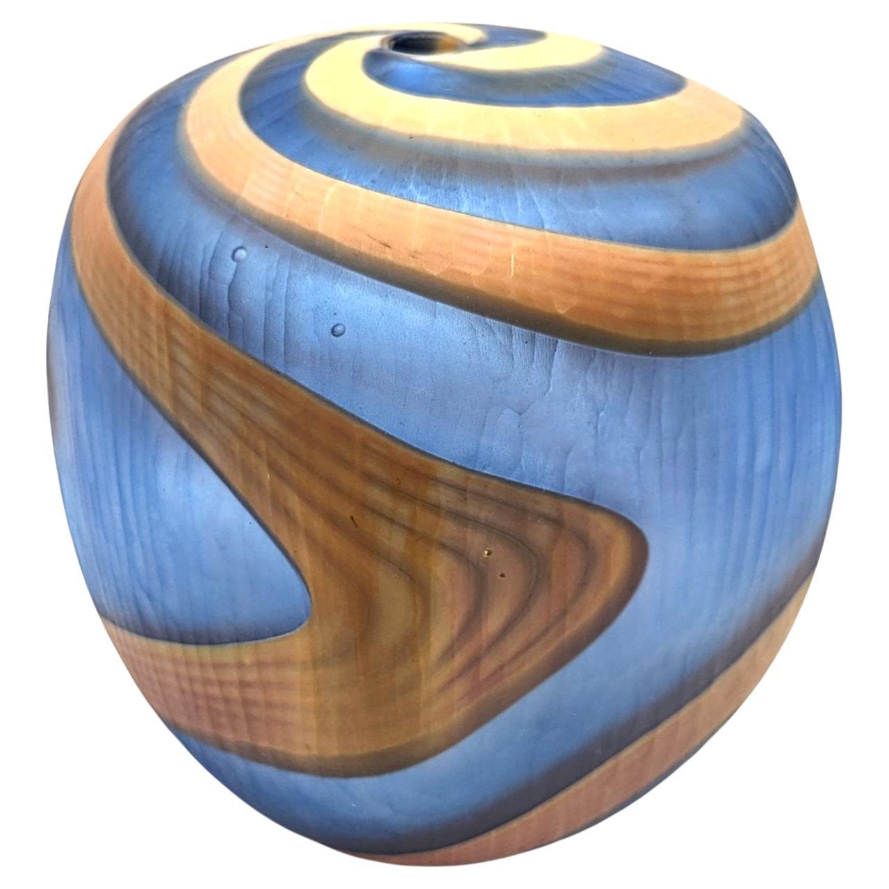 "Spirale", oggetto in vetro dello Studio Salvadore, realizzato a Murano nel 2015 circa.