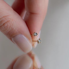 Boucles d'oreilles en or 14K avec diamants Spirit Salt & Pepper par Anastassia Sel Jewelry