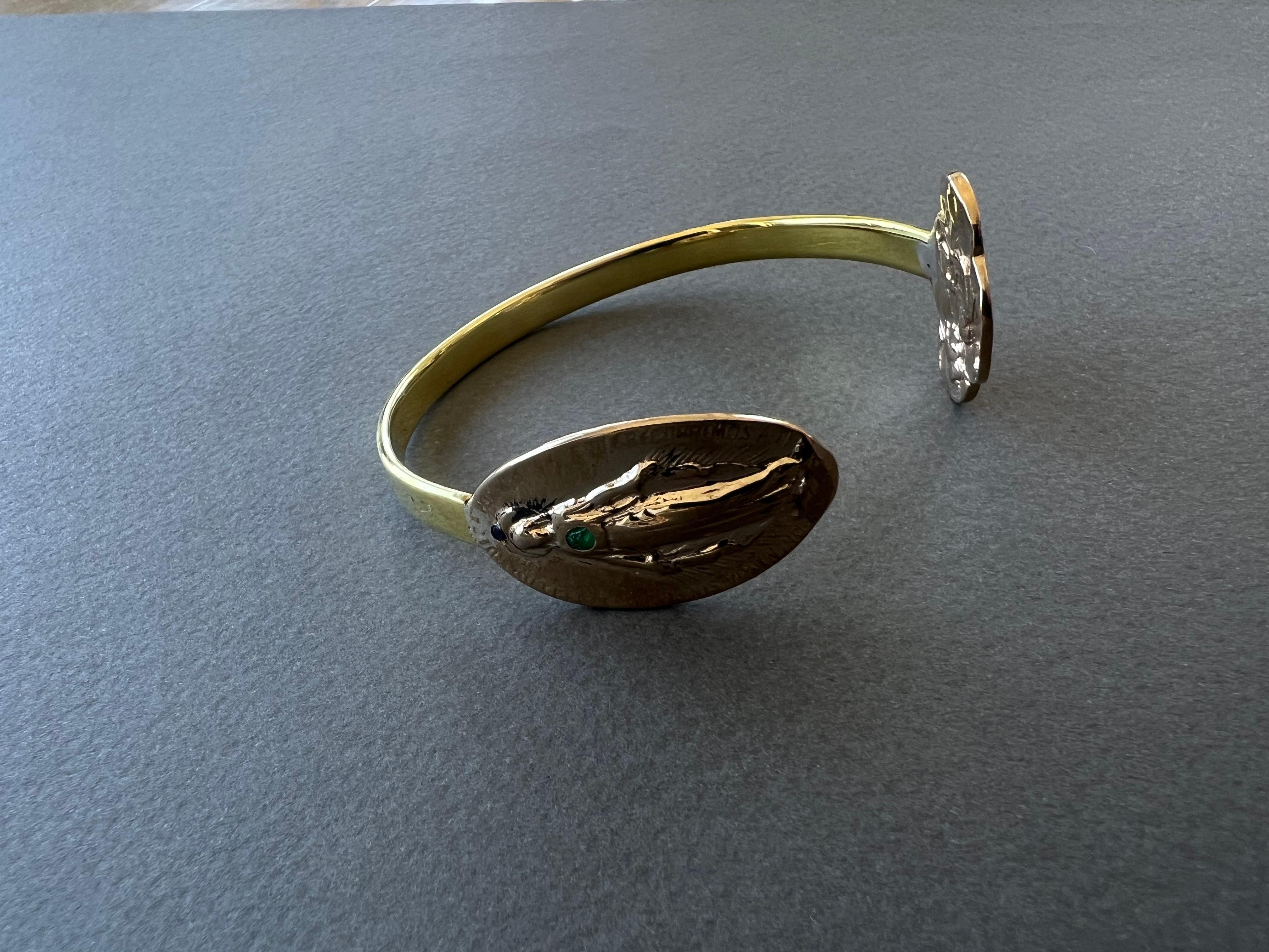 Spiritual Armreif Armband Manschette Armband Manschette Smaragd Jungfrau Maria Medaillons Symbol Faith Healing Damen im Angebot