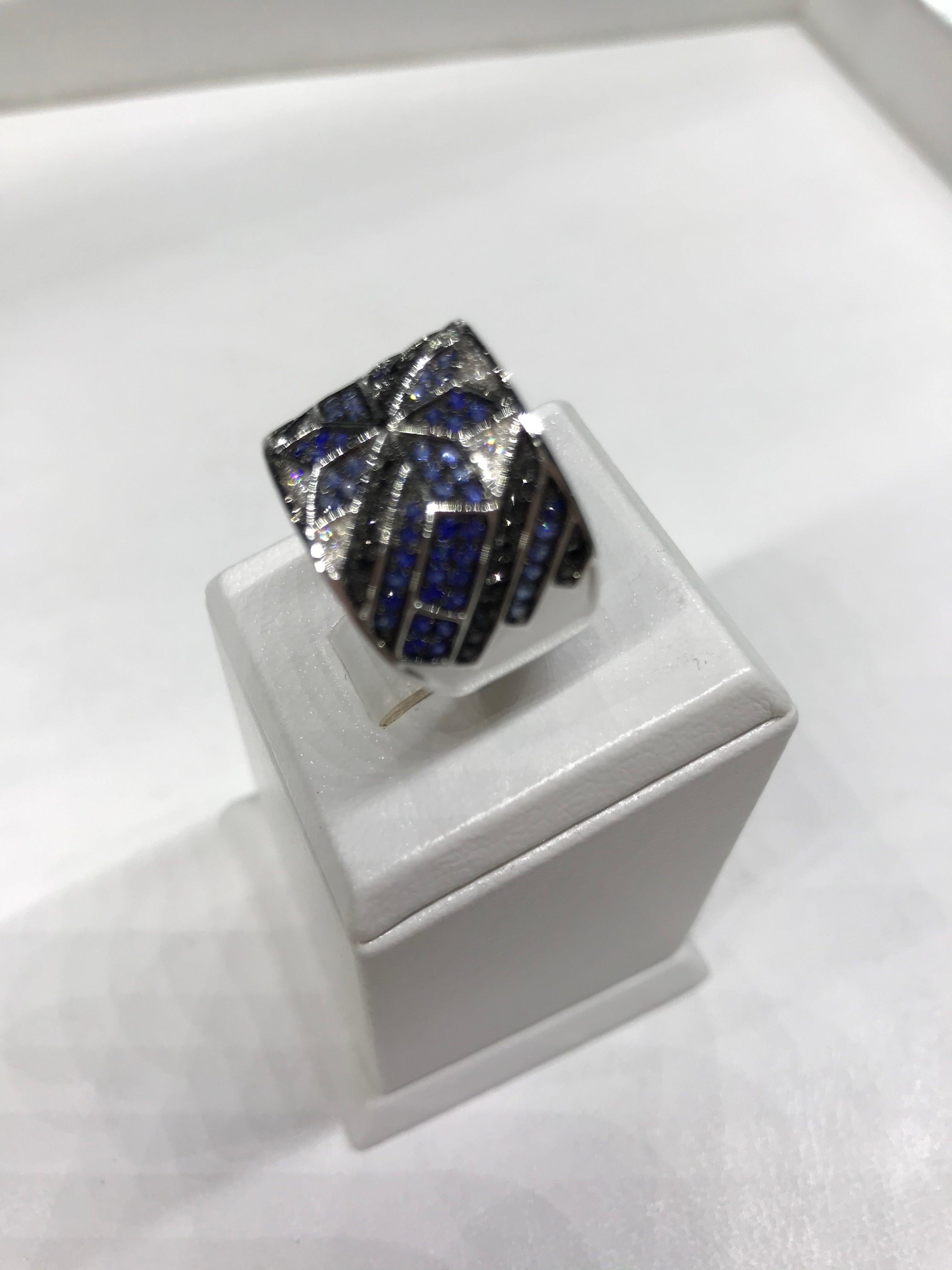 For Sale:  Spiritual Jewellery Star Blue Sapphire White Diamond White Gold Ring 3