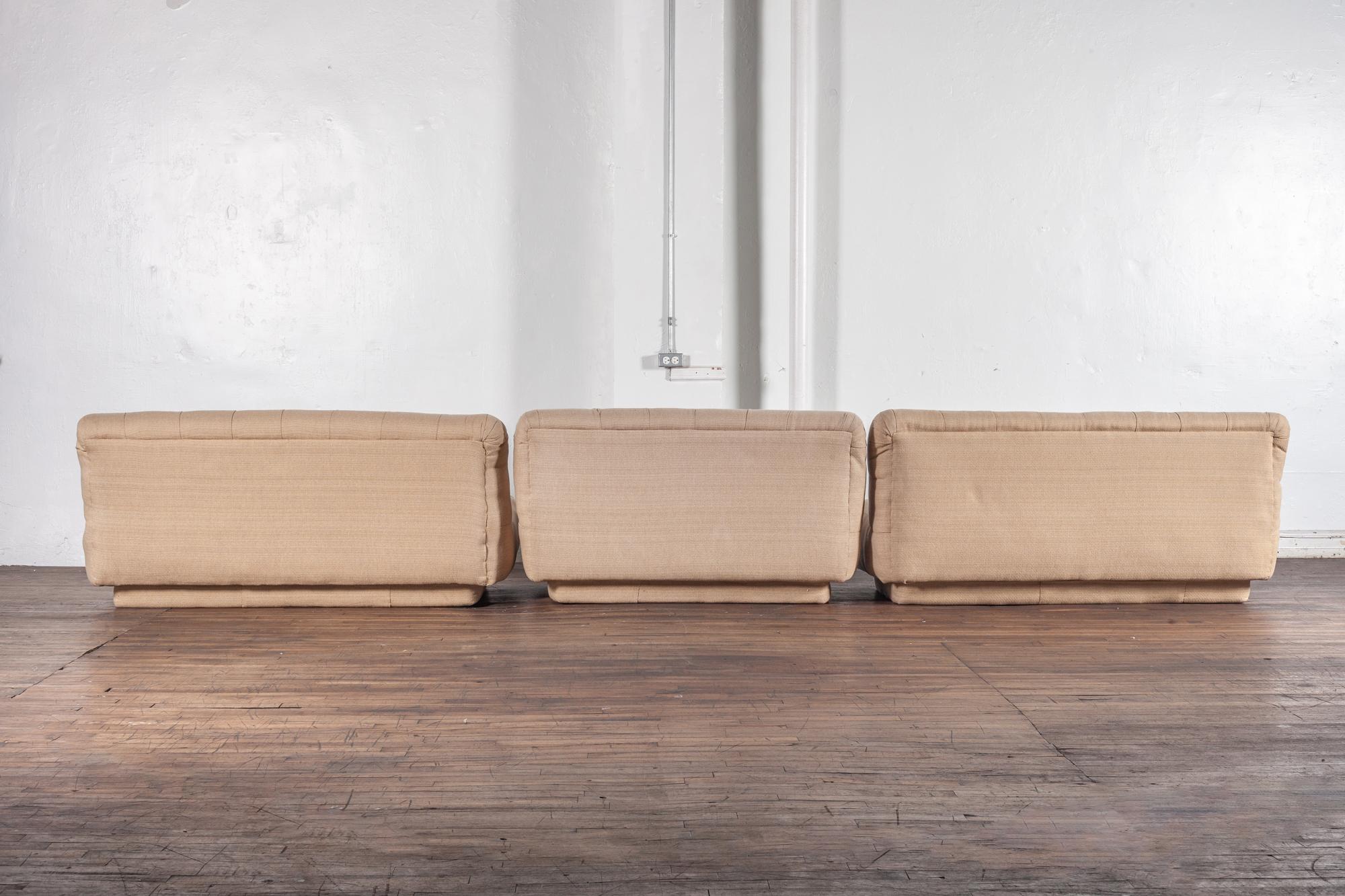 Spiros Zakas Burlap Modular Sectional Sofa In Good Condition In Brooklyn, NY