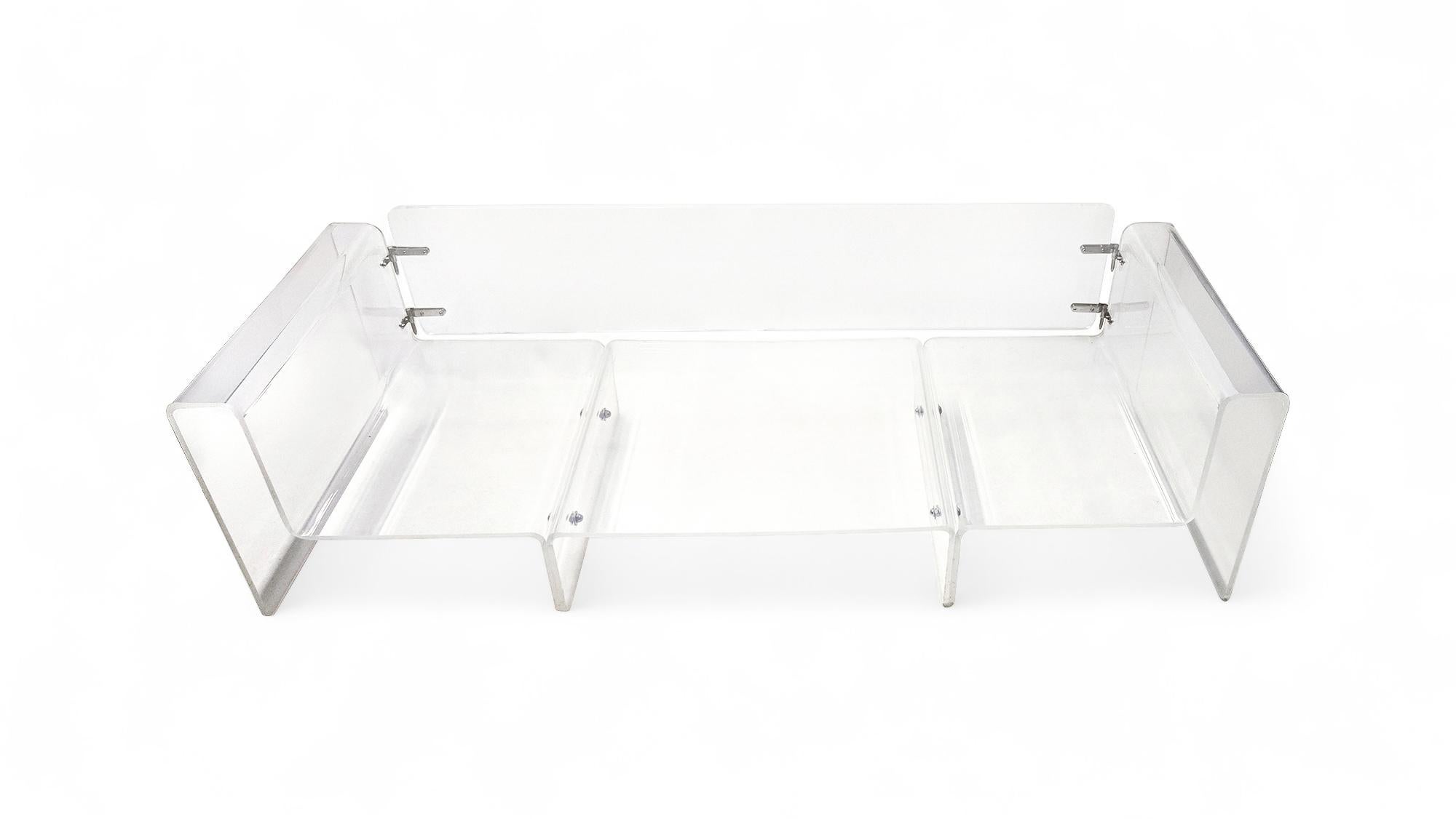 Divano in lucite scolpita in stile Spiros Zakas in vendita 5
