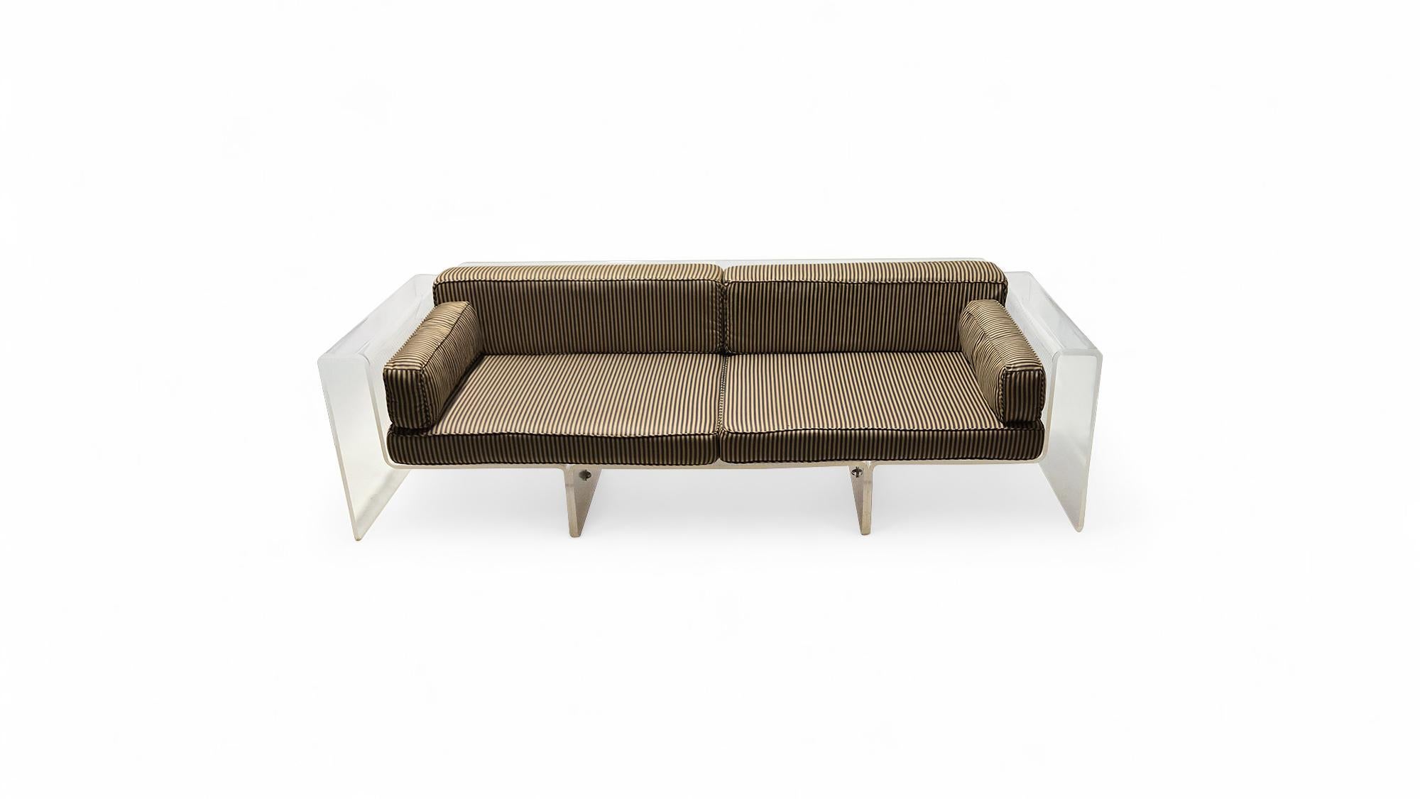 Americano Divano in lucite scolpita in stile Spiros Zakas in vendita