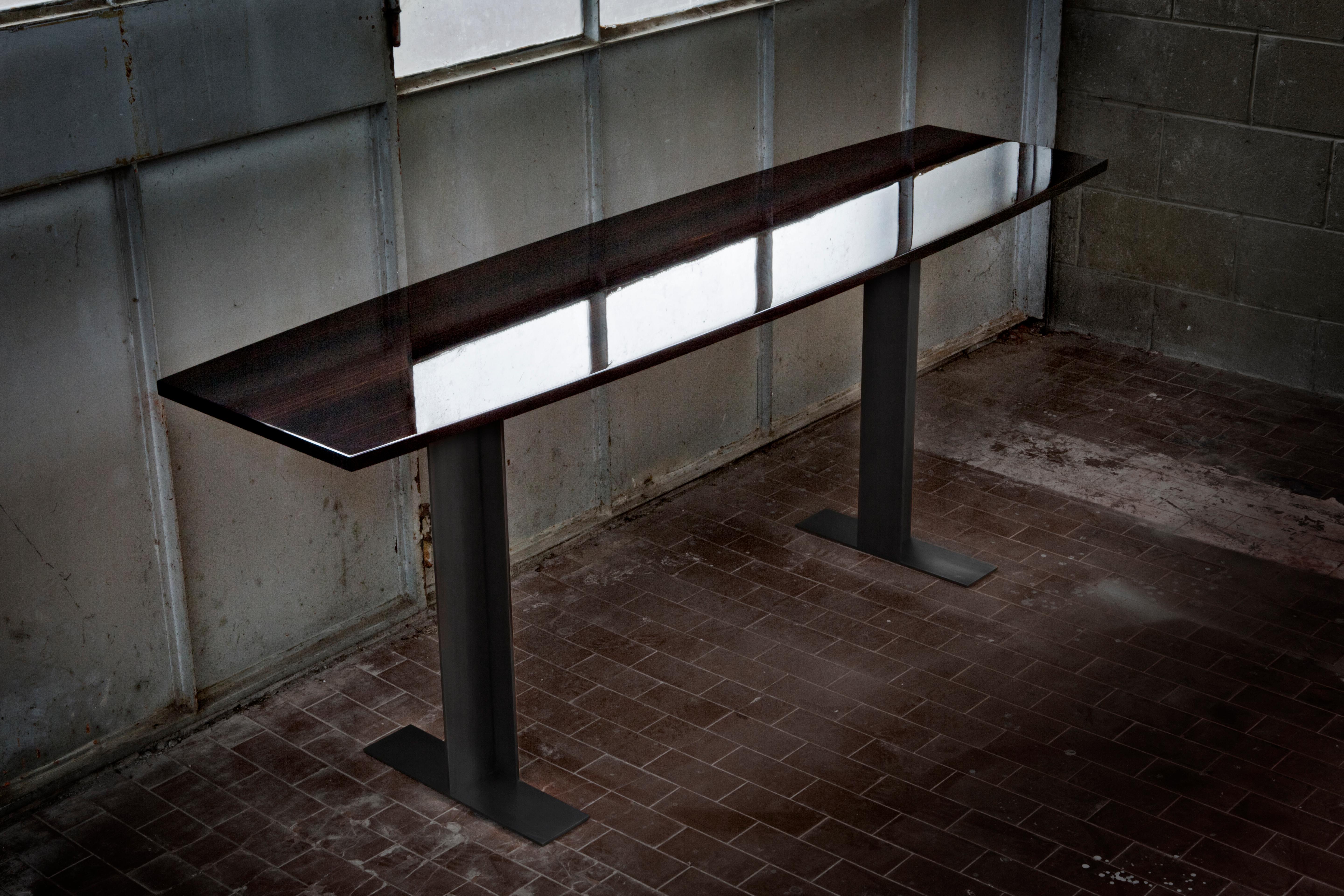Spitfire Matt Dark Ebony Top And Matt White Structure Desk by Casa Casati In New Condition For Sale In Geneve, CH