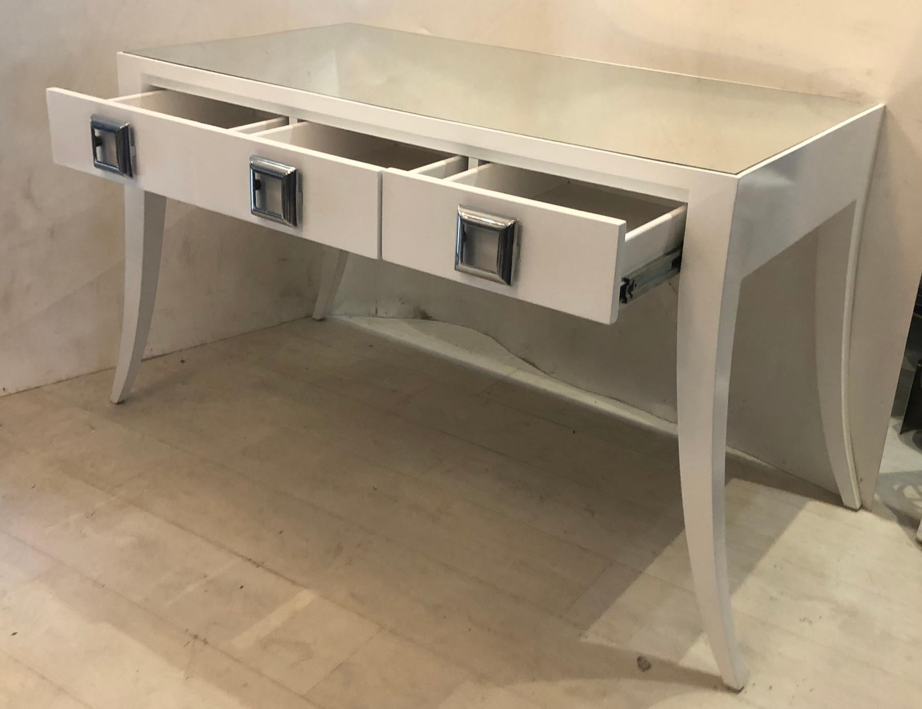 Splay Leg Mid-Century Modern Style Desk In Good Condition For Sale In West Palm Beach, FL