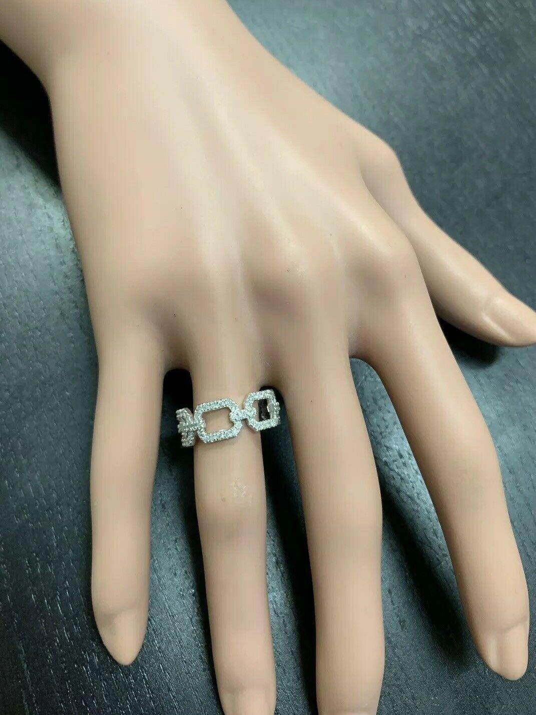 Prächtiger 0,50 Karat natürlicher Diamant-Ring aus 14 Karat massivem Weißgold im Angebot 1