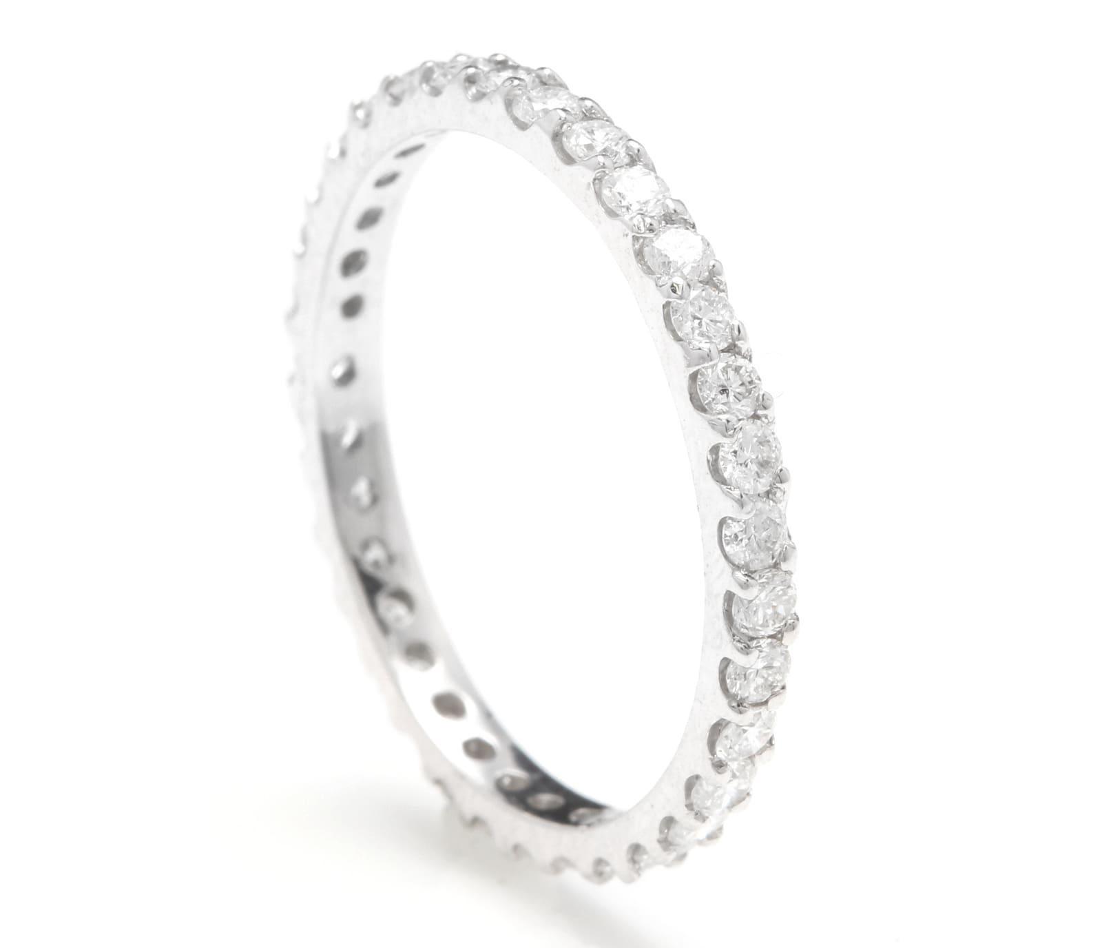 Round Cut Splendid 0.80 Carat Natural Diamond 14 Karat Solid White Gold Ring For Sale