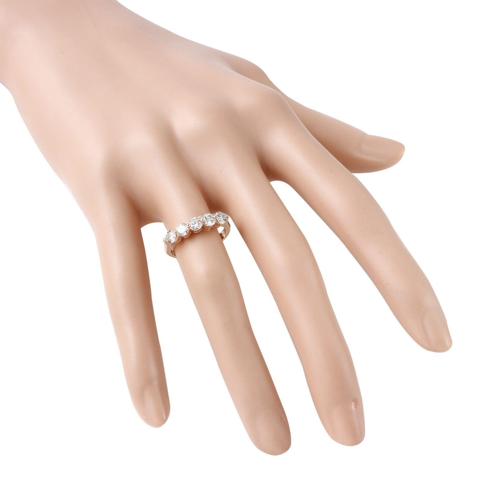 Women's Splendid 0.85 Carat Natural Diamond 14 Karat Solid Rose Gold Ring For Sale