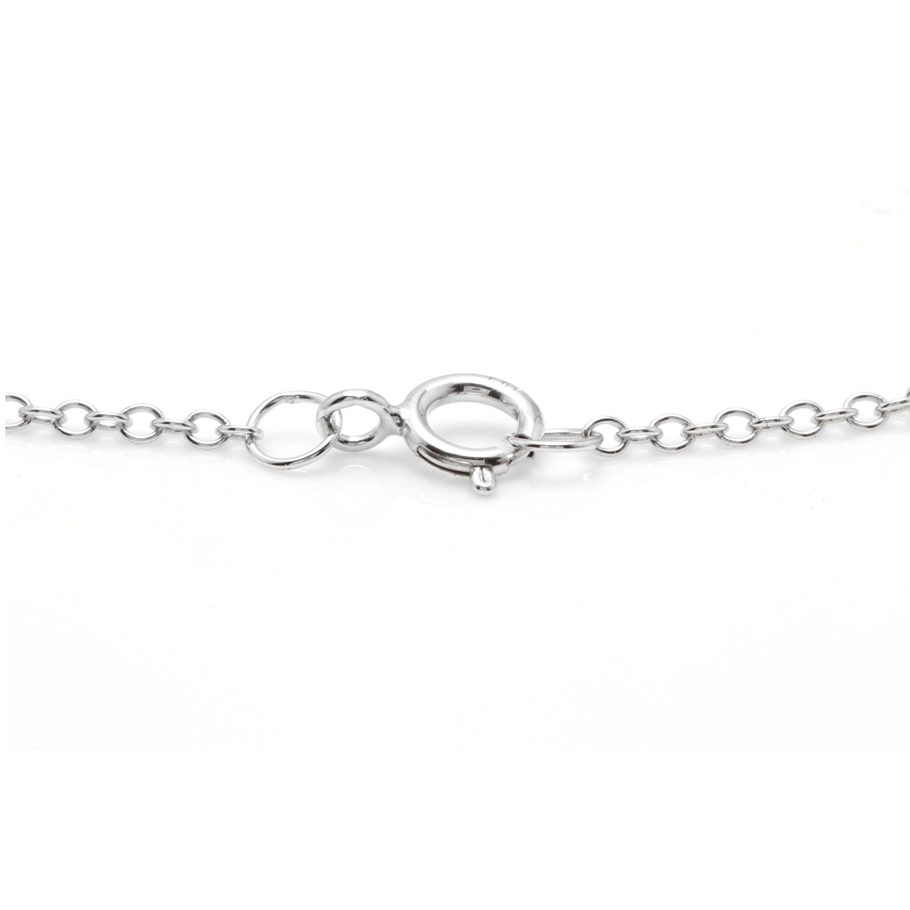Splendid 14k Solid White Gold Chain Necklace

Amazing looking piece!

Stamped: 14k

Total Diamond Weight is: Approx. 0.30 Carats (G-H / SI1)

Chain Length is: 16 inches

Total item weight is: 2.9 grams

Disclaimer: all weights, measurements and
