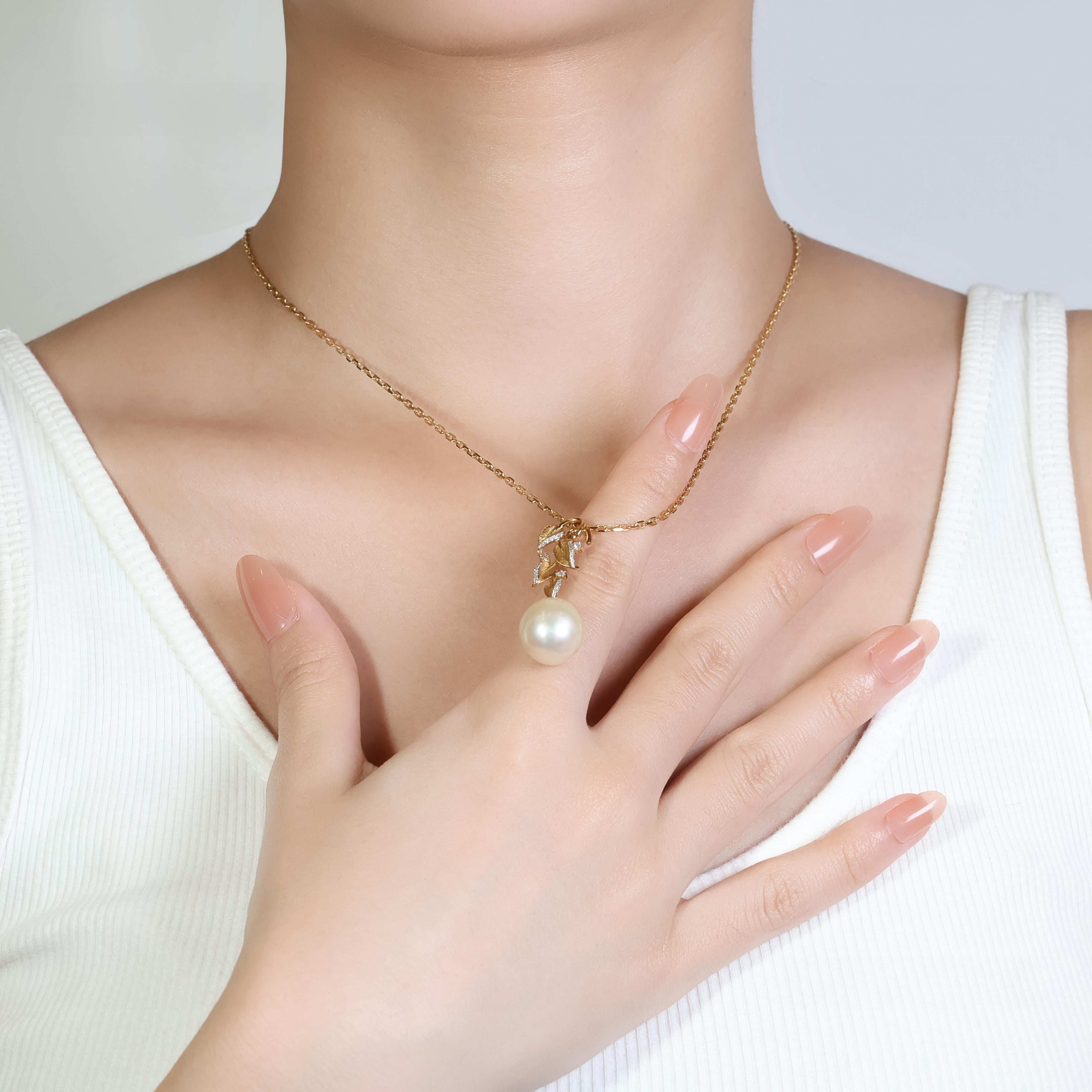 Splendide pendentif en or jaune 18k avec perle de 0,1 carat et diamants-Chaîne non incluse en vente 6