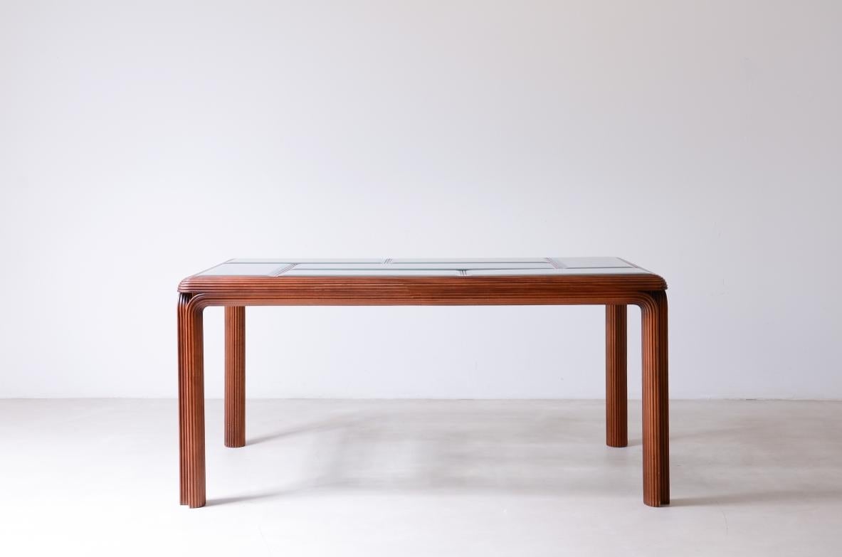 Mid-Century moderno Splendido tavolo in legno curvato degli anni '70 in vendita