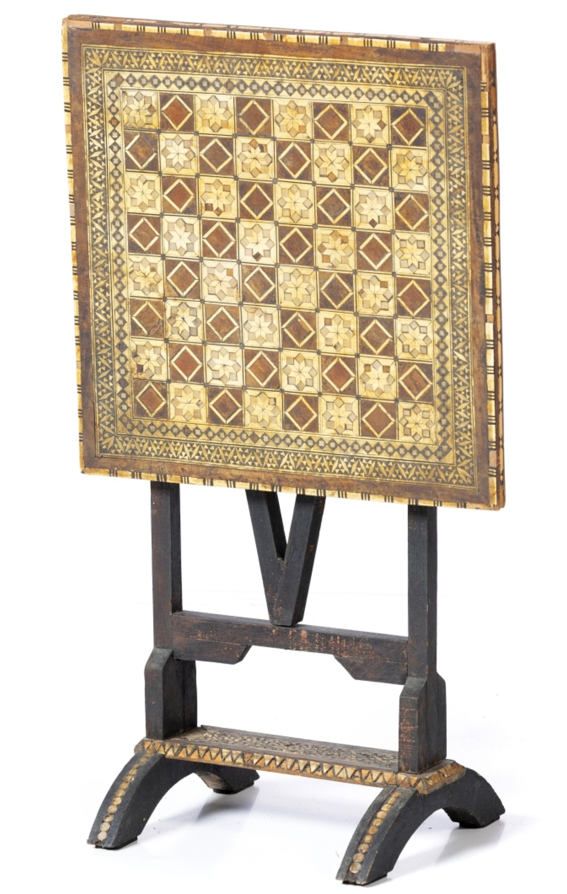 Splendid 19th Century Anglo-Indian CHESS BOARD TABLE For Sale 1