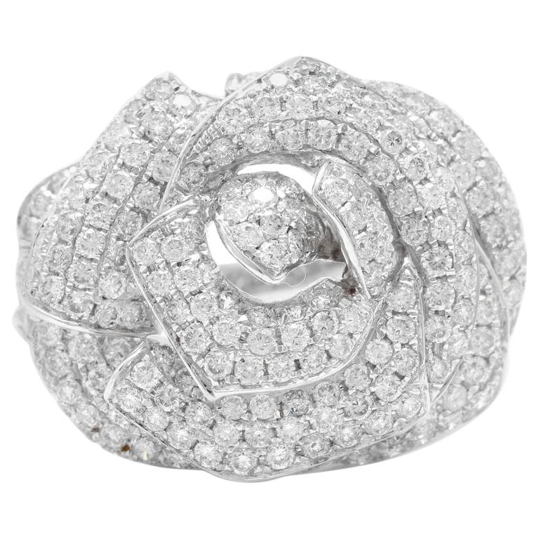 Bague Fleur En Or Blanc 14k Sertie De Diamants Naturels - Poids 7.05g - Taille 47