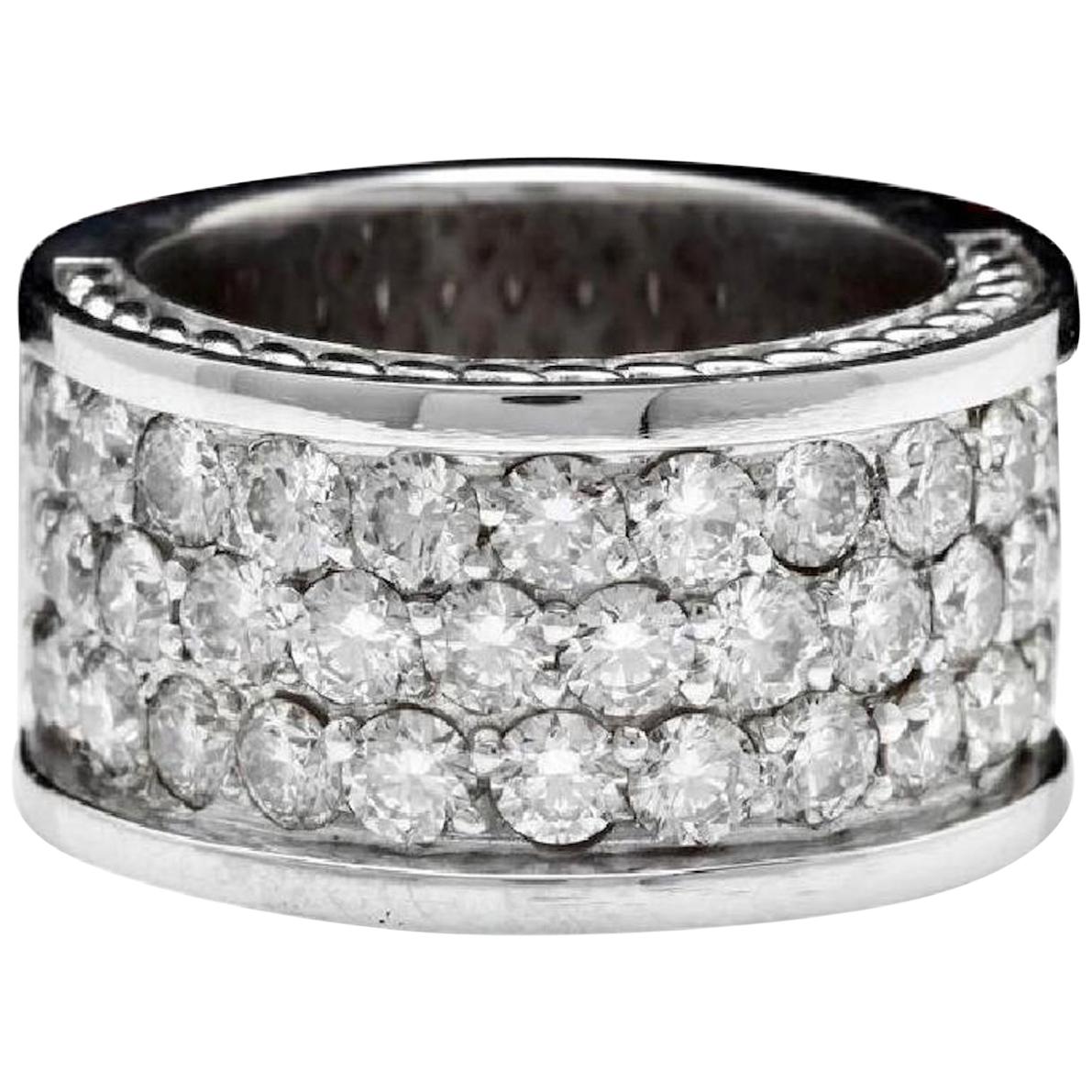 Splendid 4.00 Carat Natural VVS Diamond 14 Karat Solid White Gold Ring For Sale