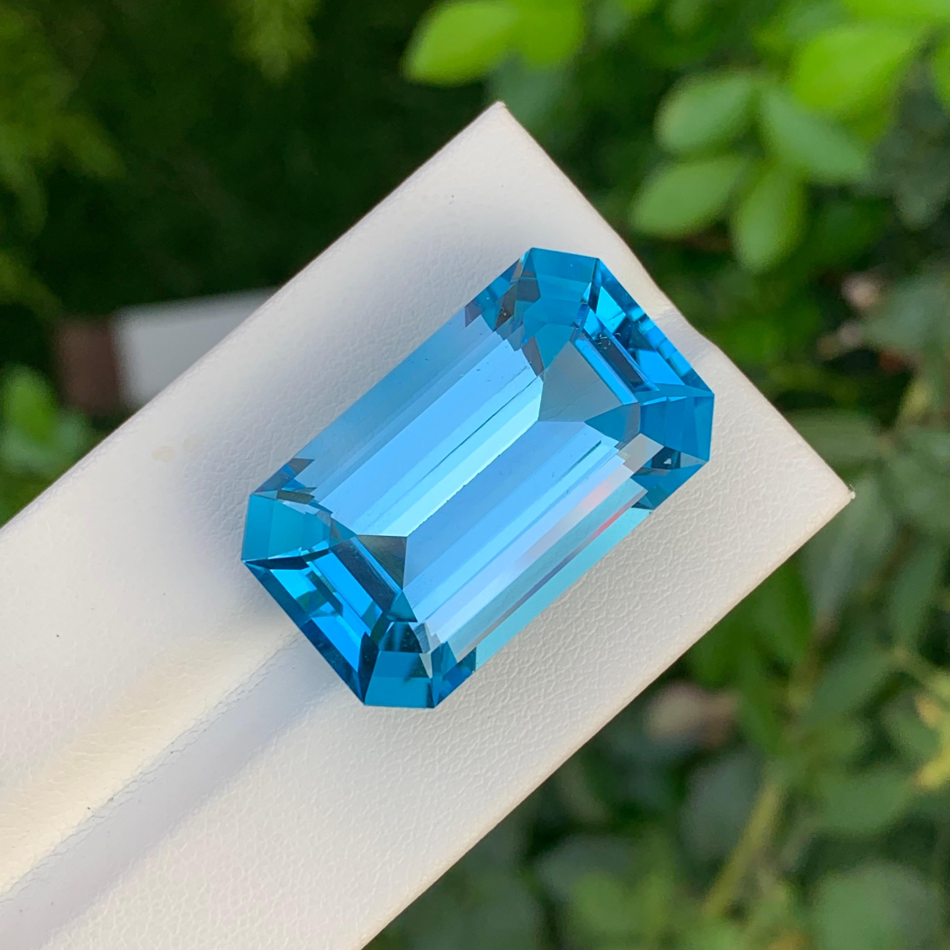Splendid 51.35 Carat Faceted Huge Swiss Blue Topaz Emerald Shape Gemstone For Sale 3