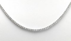 Magnifique collier en or blanc massif 18 carats avec diamants naturels de 5,45 carats