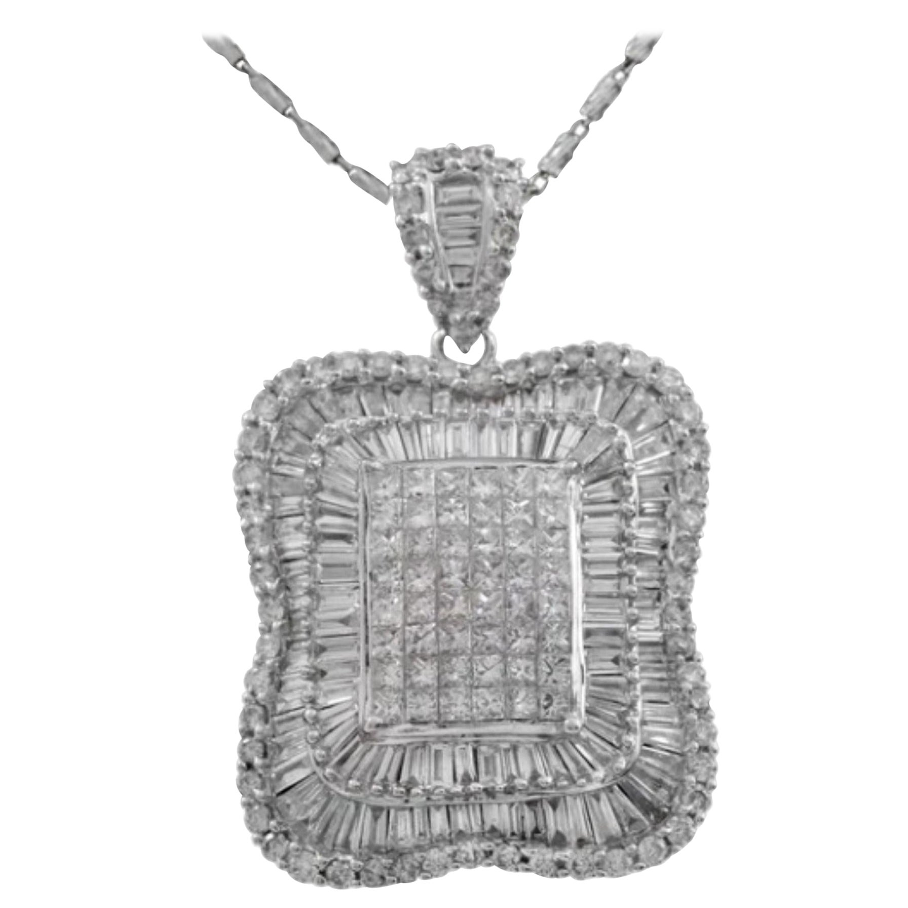 Splendid 7.28 Carat Natural VVS Diamond 18 Karat Solid White Gold Necklace