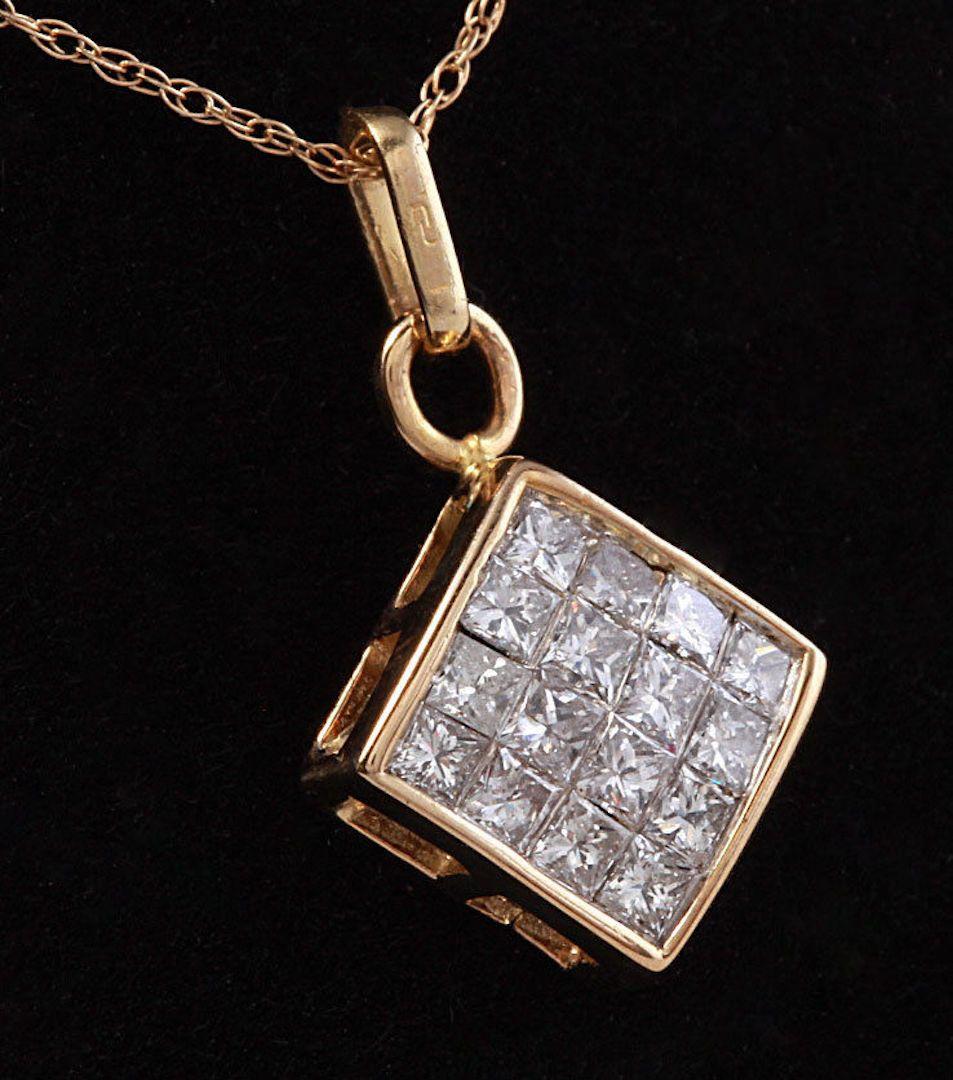 Splendid .90 Carats Natural Diamond 14K Solid Yellow Gold Pendant Necklace

Amazing looking piece!

Stamped: 14K

Total Natural Princess Cut White Diamonds Weight: .90 Carats (color G-H / Clarity SI1)

Chain Length is: 16 inches

Pendant Measures: