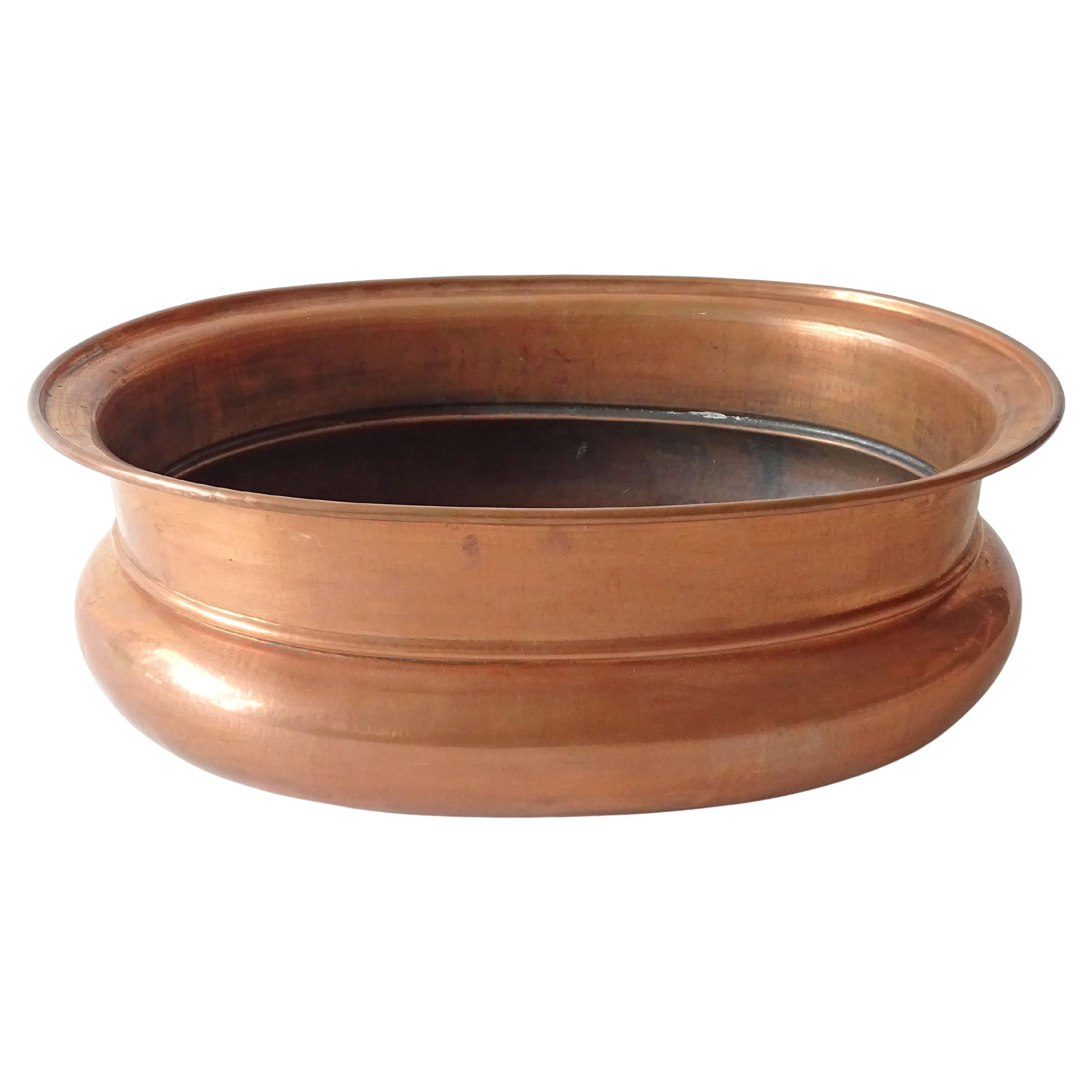Splendid and Large Italian Classic Copper Jardeniere