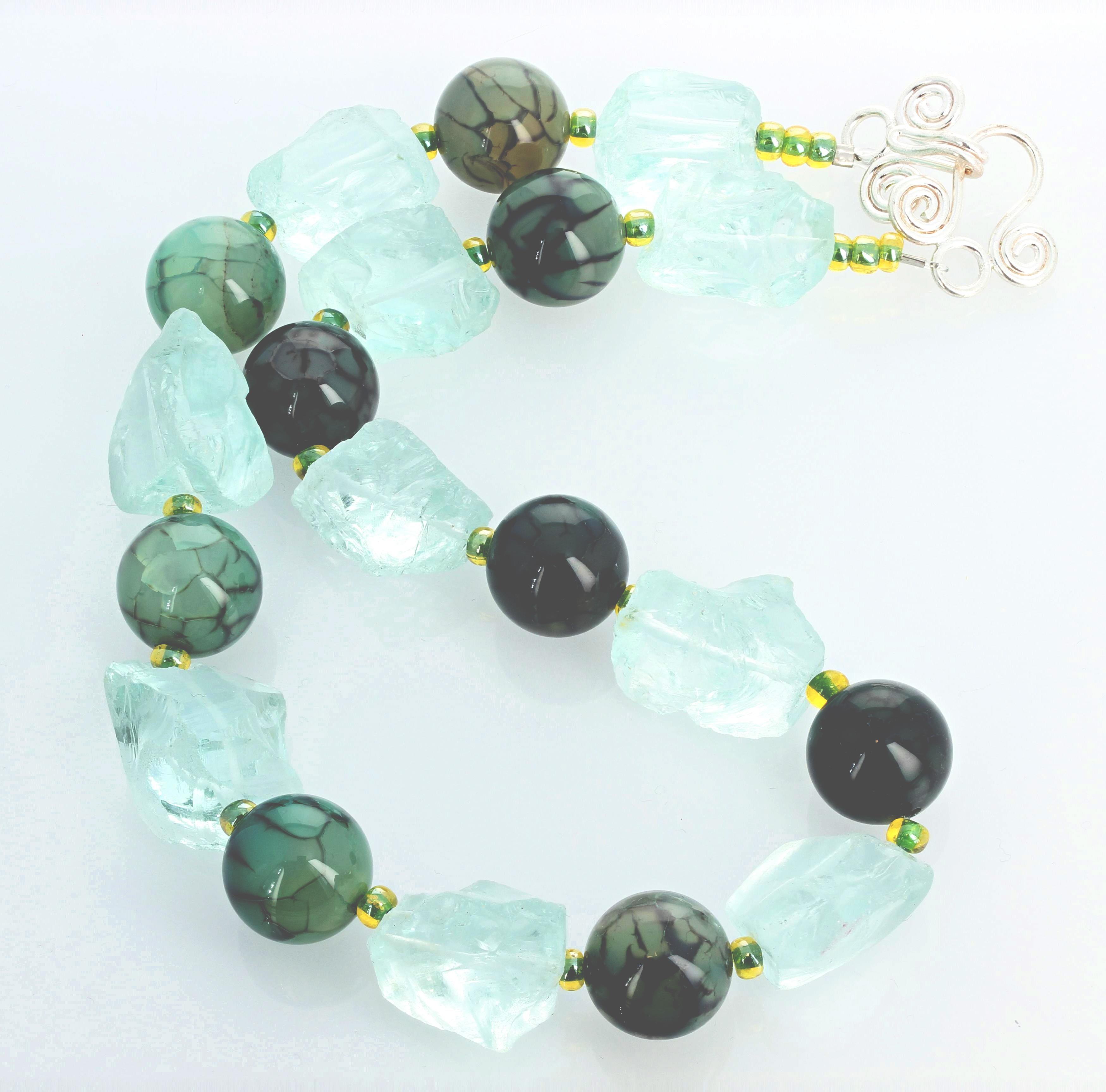 Collana AJD con acquamarine vere naturali e diaspro verde blu a forma di ragnatela da 17 1/2