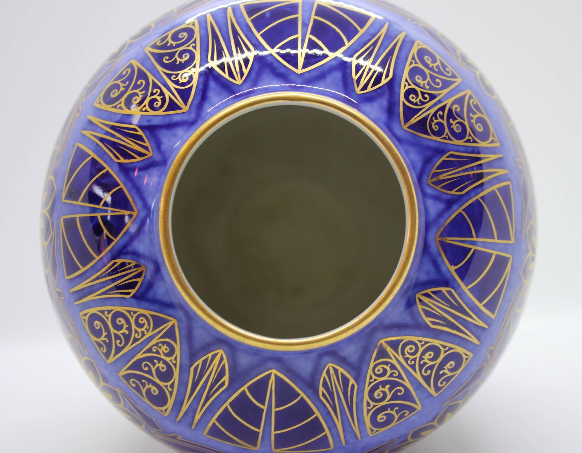 20th Century Splendid Blue Porcelain Vase by Sèvres, 1925