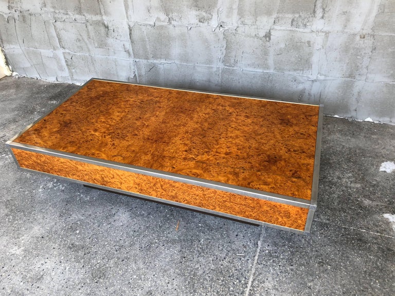 Splendid Burl Maple and Chrome Coffee Table Attributed to Milo Baughman For Sale 6