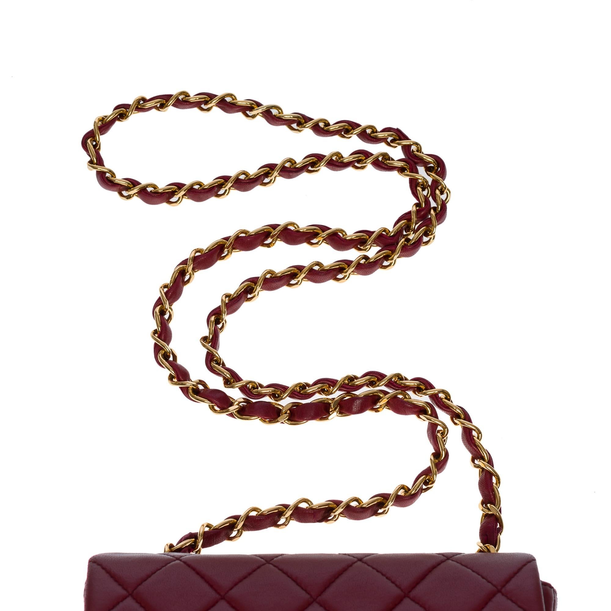 Splendid Chanel Timeless Mini flap bag in burgundy quilted leather, GHW 1