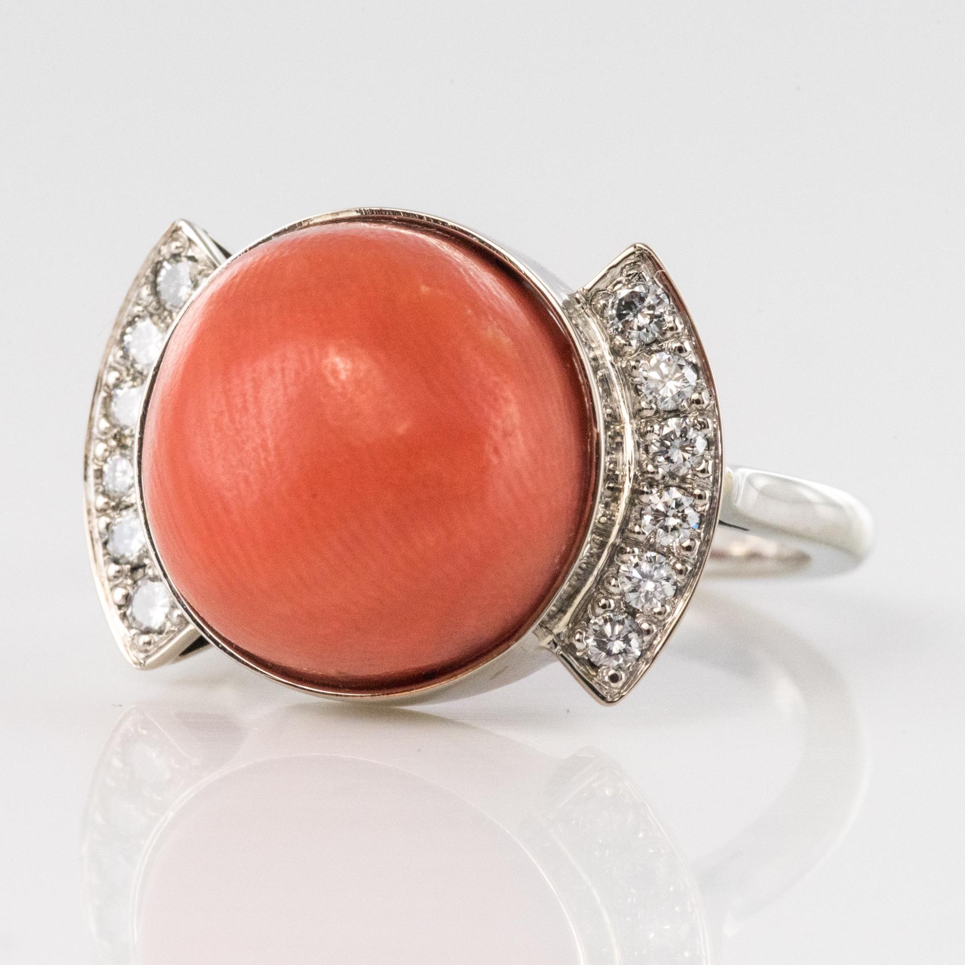 Art Deco Style Cabochon Coral Diamond 18 Karat White Gold Ring In New Condition In Poitiers, FR