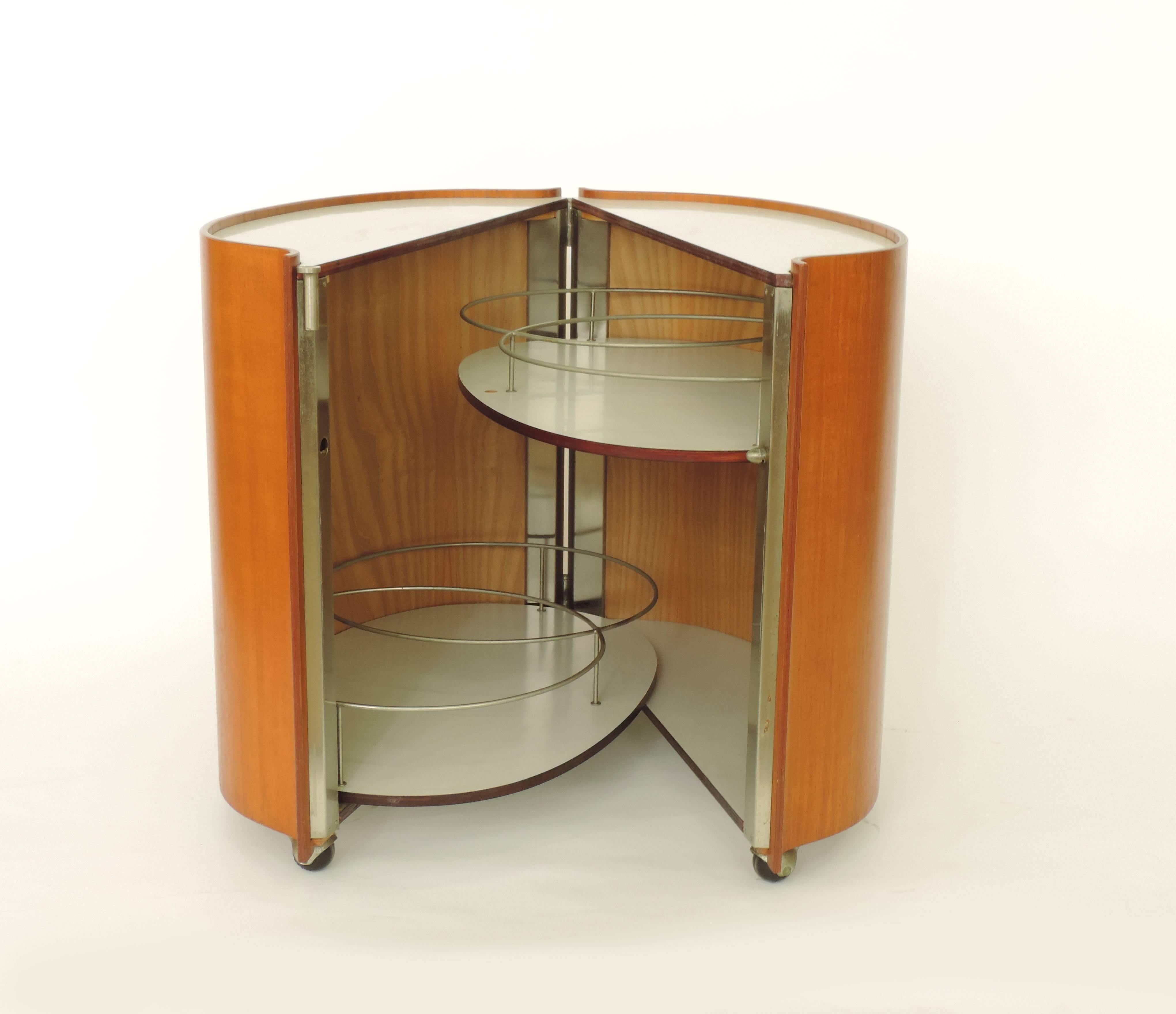 Italian Splendid Eugenio Gerli Mod.B106 Bar Cabinet for Tecno