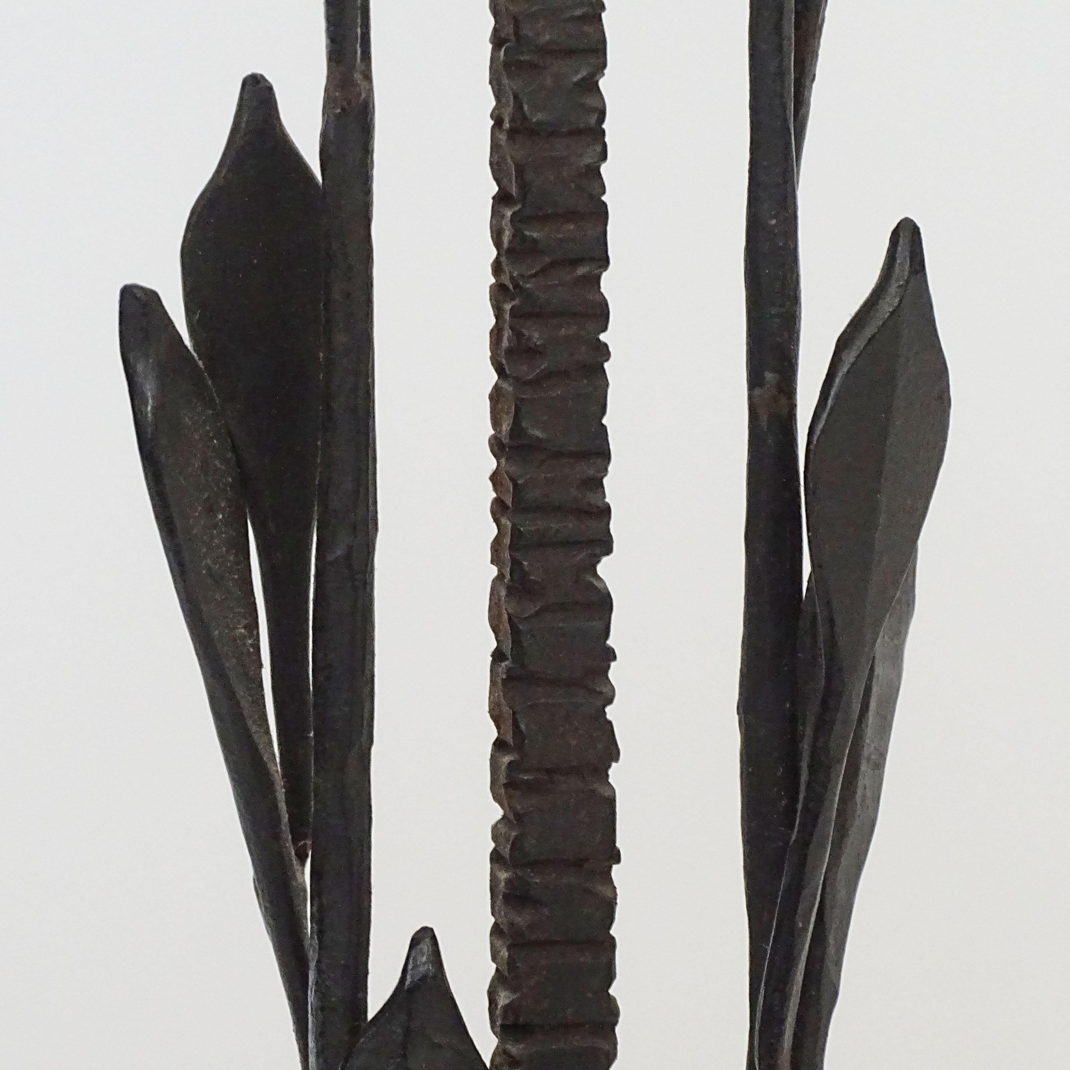 Splendid Italian 1940s wrought iron bird and leaf motif candle stick For Sale 2