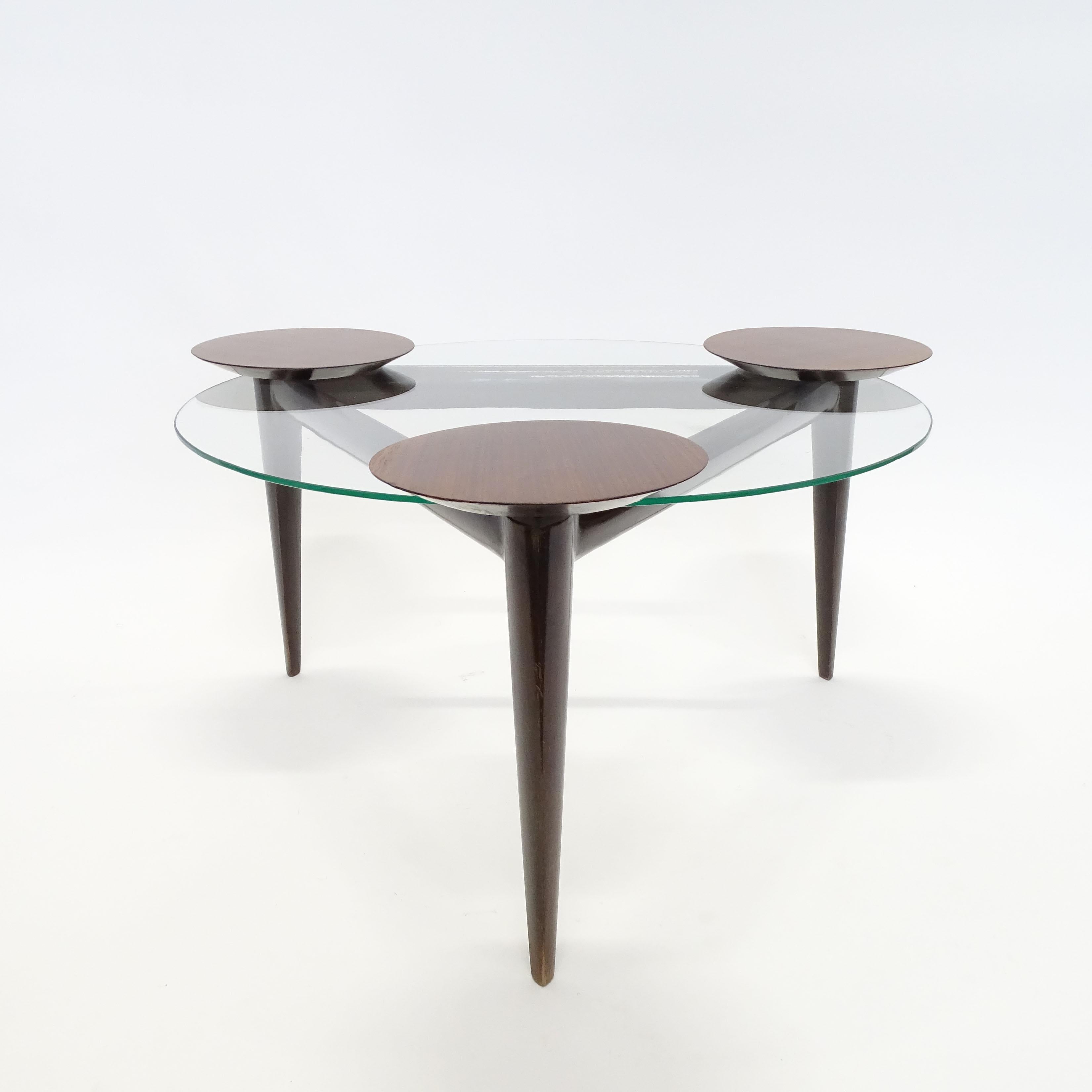Splendid Italian 1950s Coffee Table with Rotating Wooden Trays In Good Condition For Sale In Milan, IT