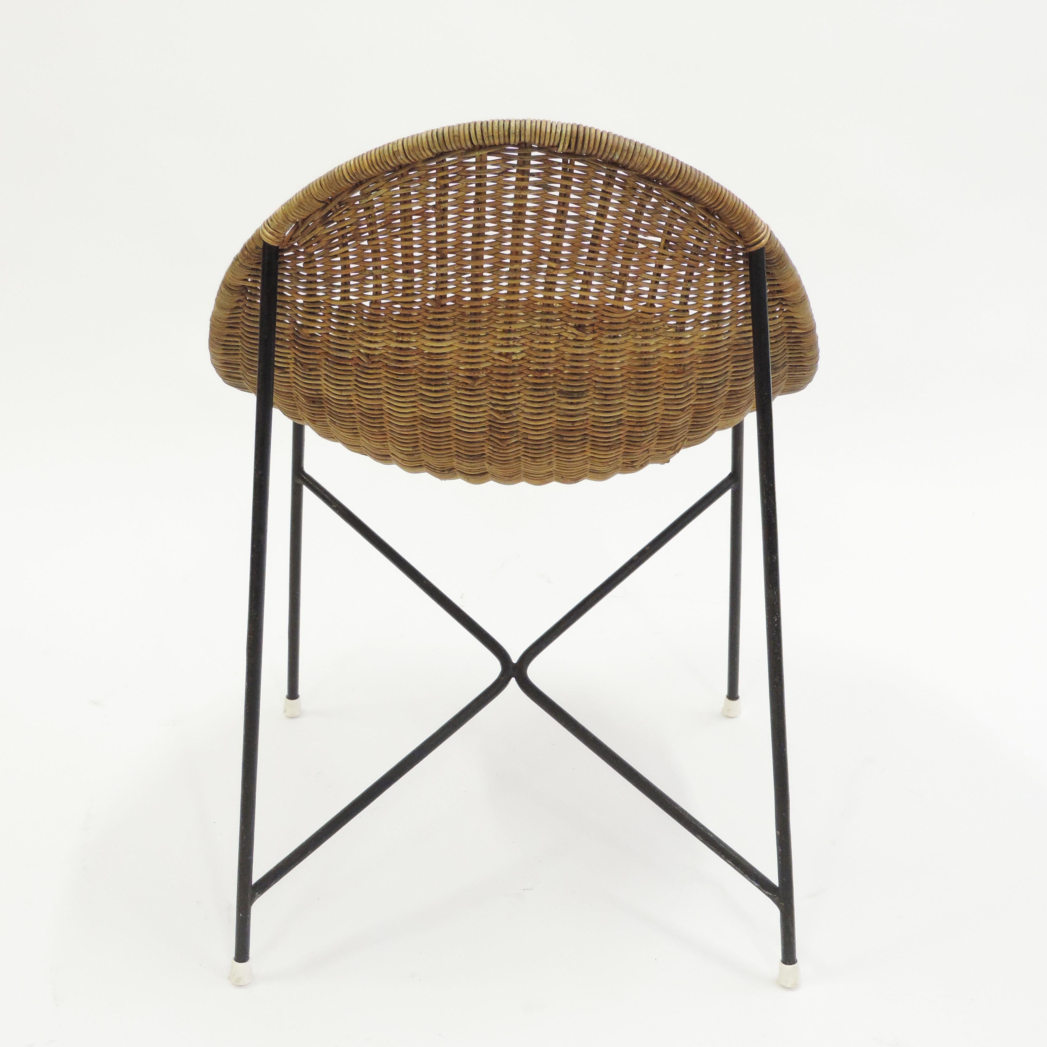French duo Georges and Hermine Laurent Wicker and Metal Chair, 1950s For Sale 2
