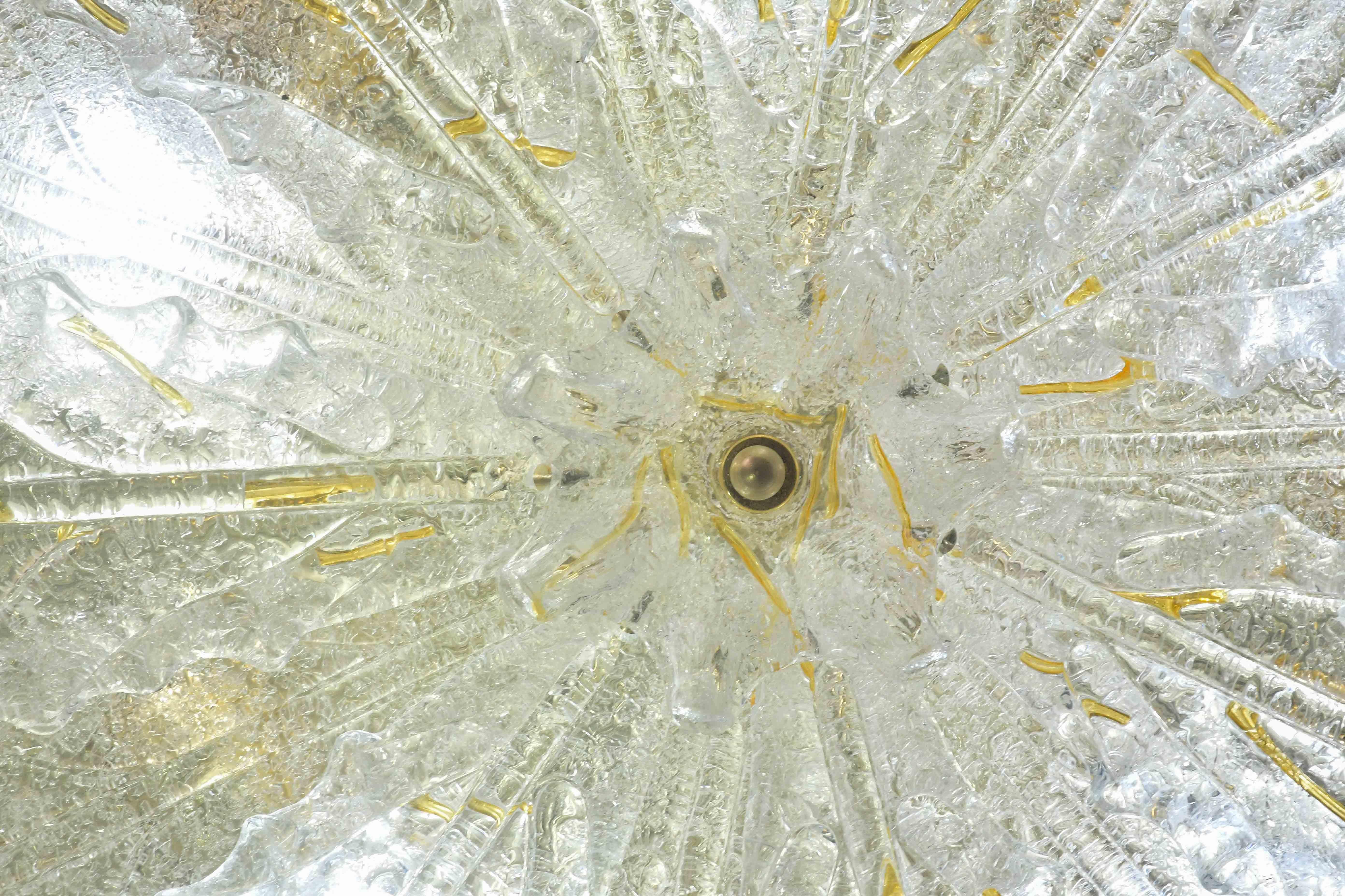 Splendida plafoniera in vetro di Murano giallo e trasparente di grandi dimensioni in vendita 2