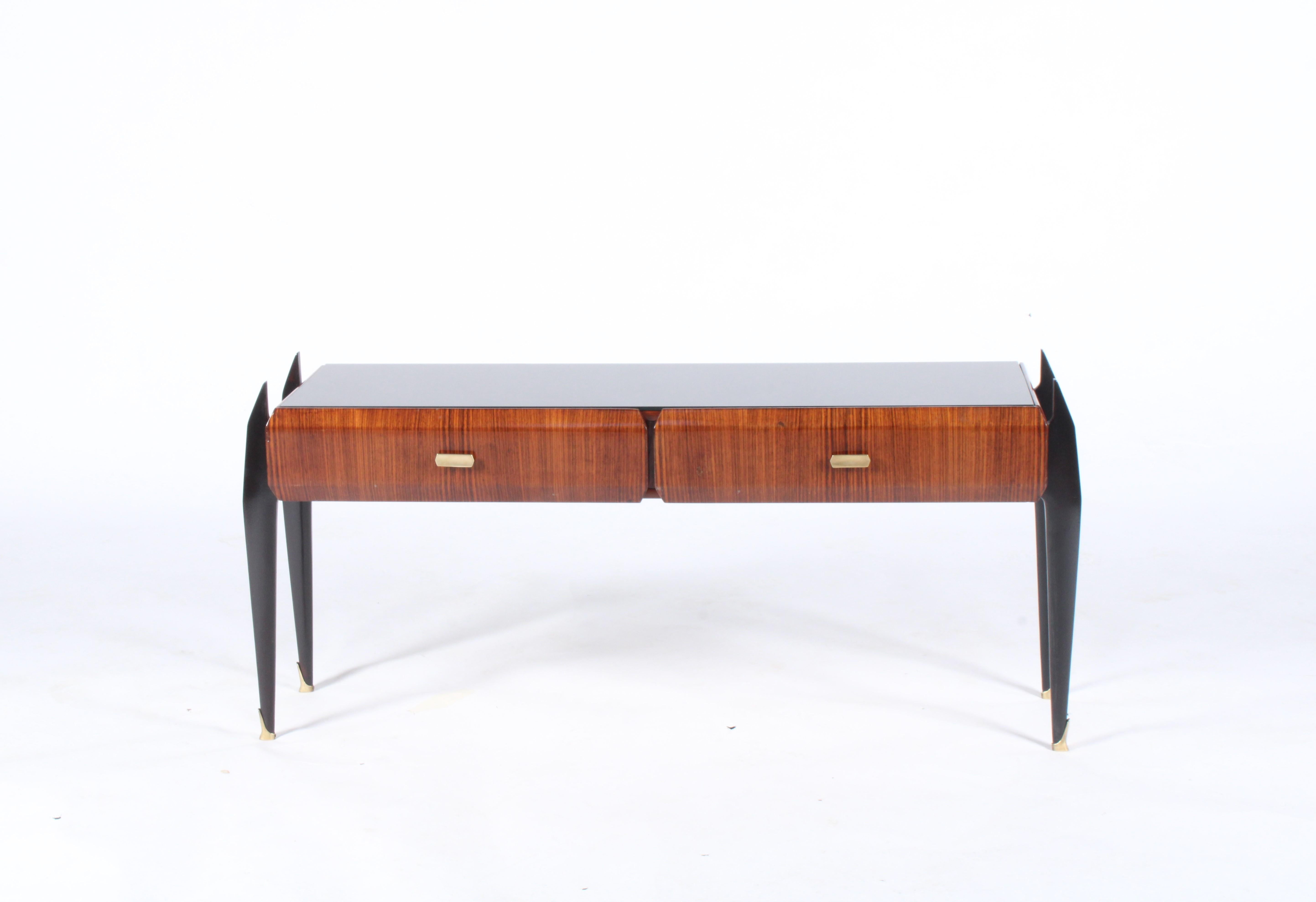 Splendid Mid Century Italian Low Console Table / Media Table  In Good Condition For Sale In Portlaoise, IE
