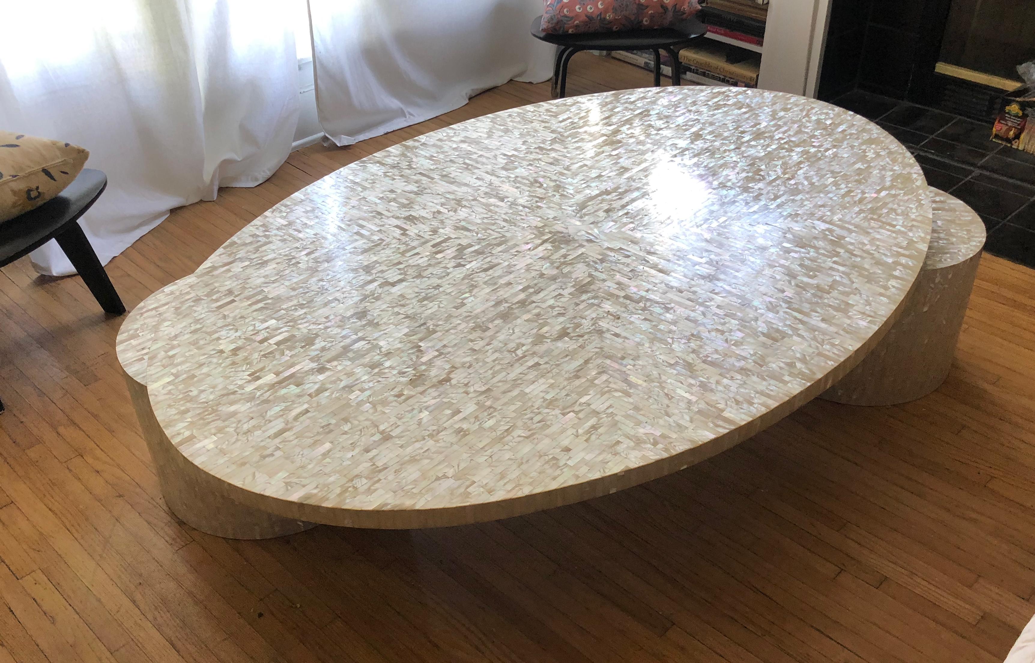 Splendid unique Memphis style mother of pearl coffee table For Sale 1