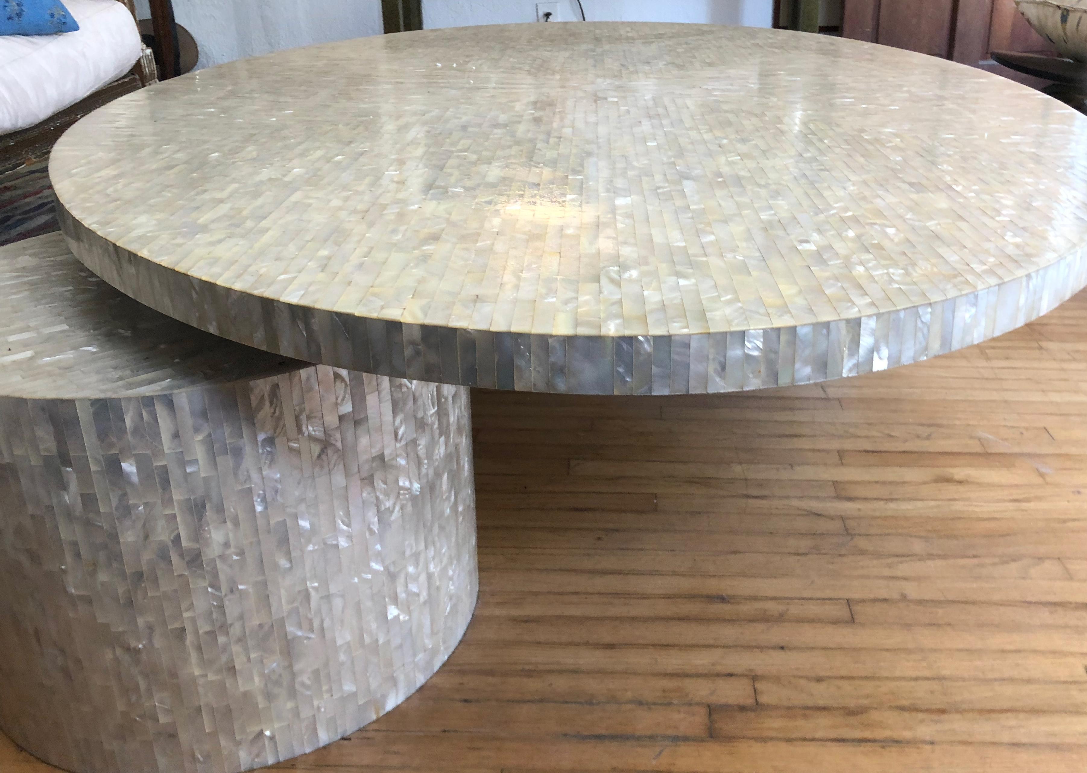 Late 20th Century Splendid unique Memphis style mother of pearl coffee table For Sale