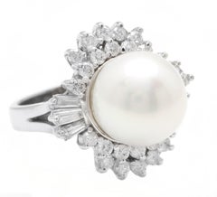 Splendid Natural Cultured Pearl and Diamond 14K Solid White Gold Ring