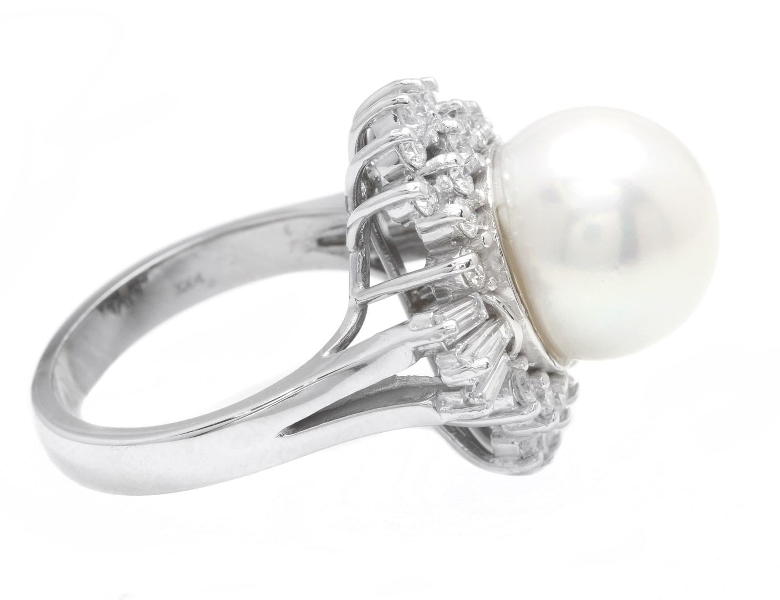 Espléndido Anillo de Perla Cultivada Natural y Diamante de Oro Blanco Macizo de 14K Corte mixto en venta