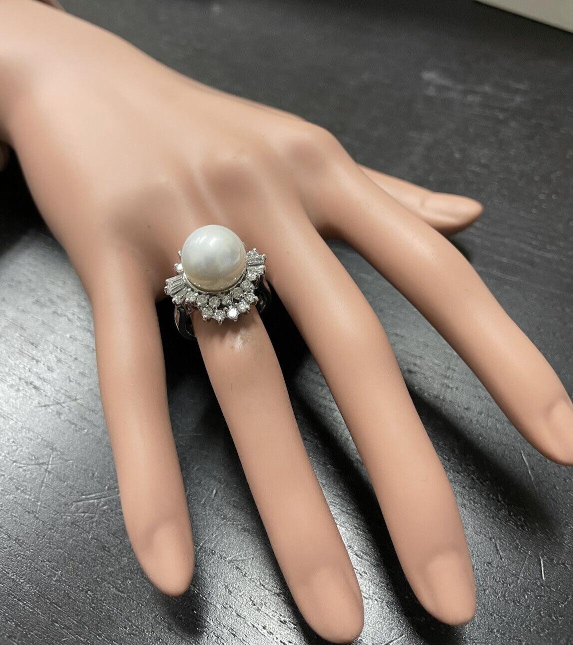 Splendid Natural Cultured Pearl and Diamond 14K Solid White Gold Ring For Sale 2
