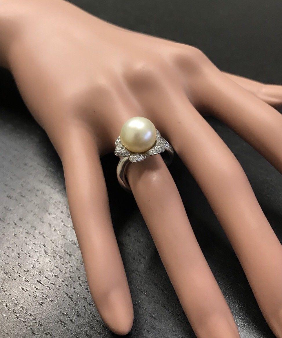 Splendido anello con perle naturali dei mari del sud e diamanti in oro bianco massiccio 14 carati in vendita 3