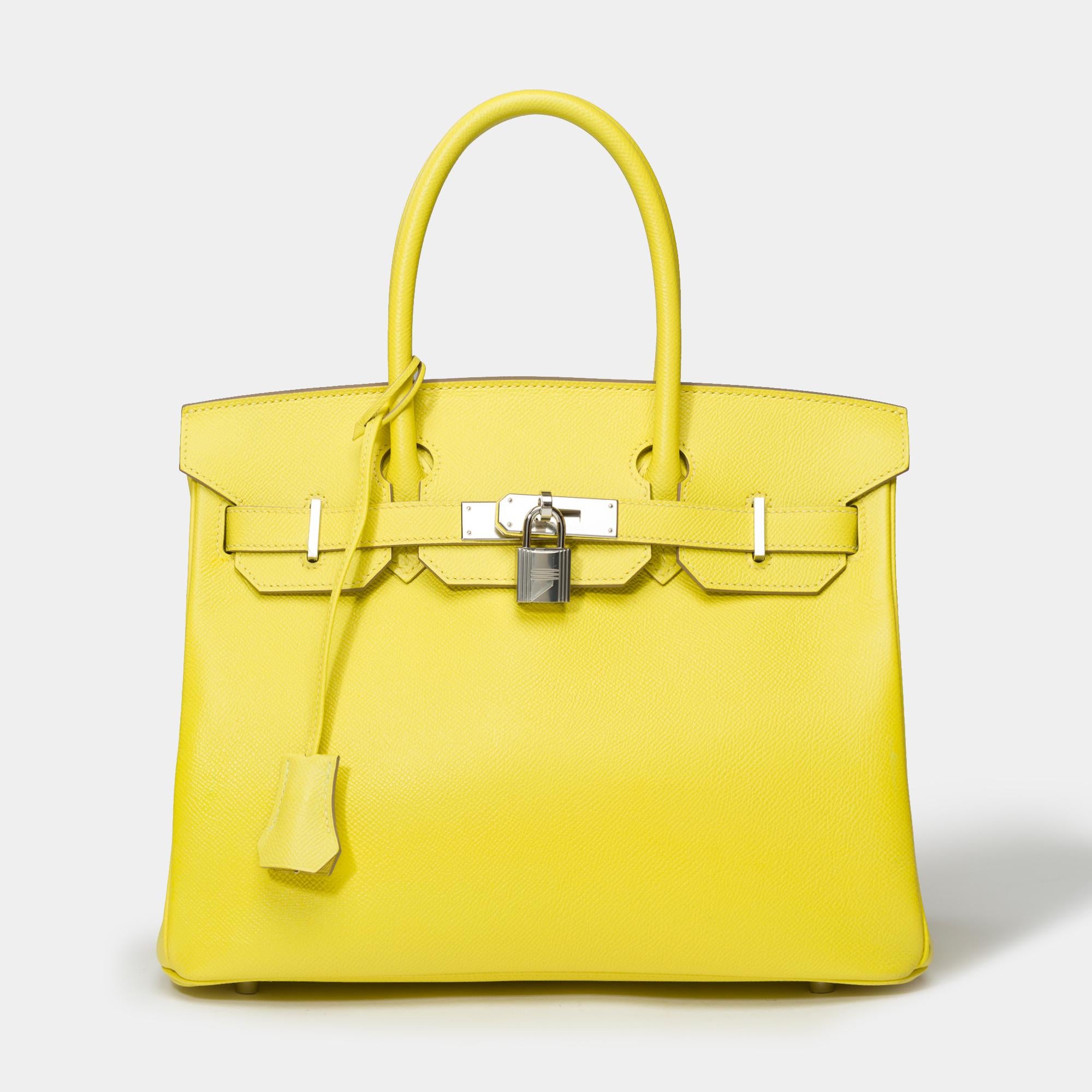 Splendid​​ ​​Hermes​​ ​​Birkin​​ ​​30​​ ​​handbag​​ ​​in​​ ​Lime​​ ​​Epsom​​ ​​leather,​​ ​palladium​ ​silver​ ​metal​ ​​trim​​ ​​,​​ ​​double​​ ​​handle​​ ​​in​​ ​​yellow​​ ​​leather​​ ​​allowing​​ ​​a​​ ​​hand​​ ​​carry

Flap​​ ​​closure
Yellow​​