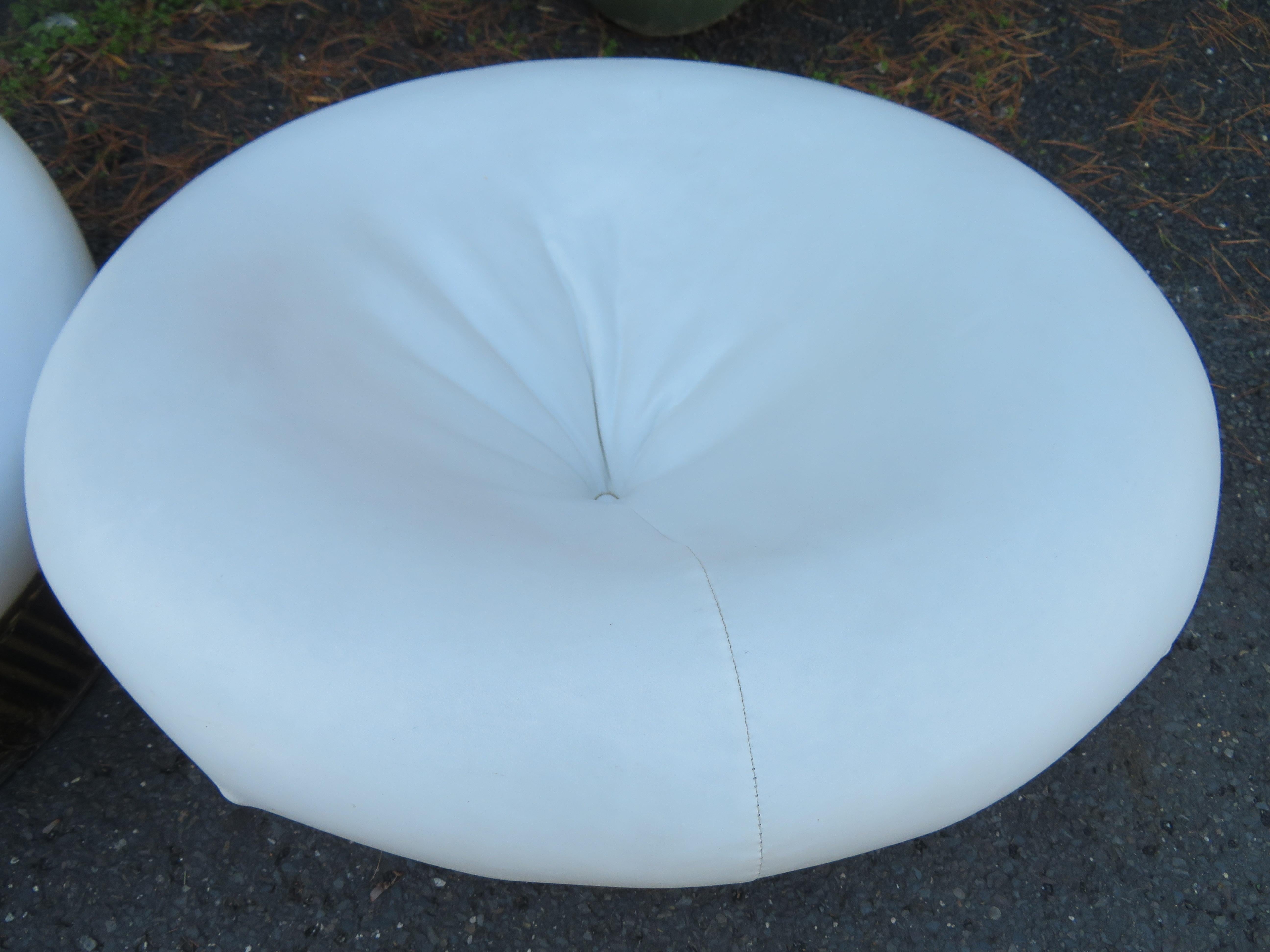 Tissu d'ameublement Splendide paire de chaises Pod brutalistes Adrian Pearsall, mi-sicle moderne en vente