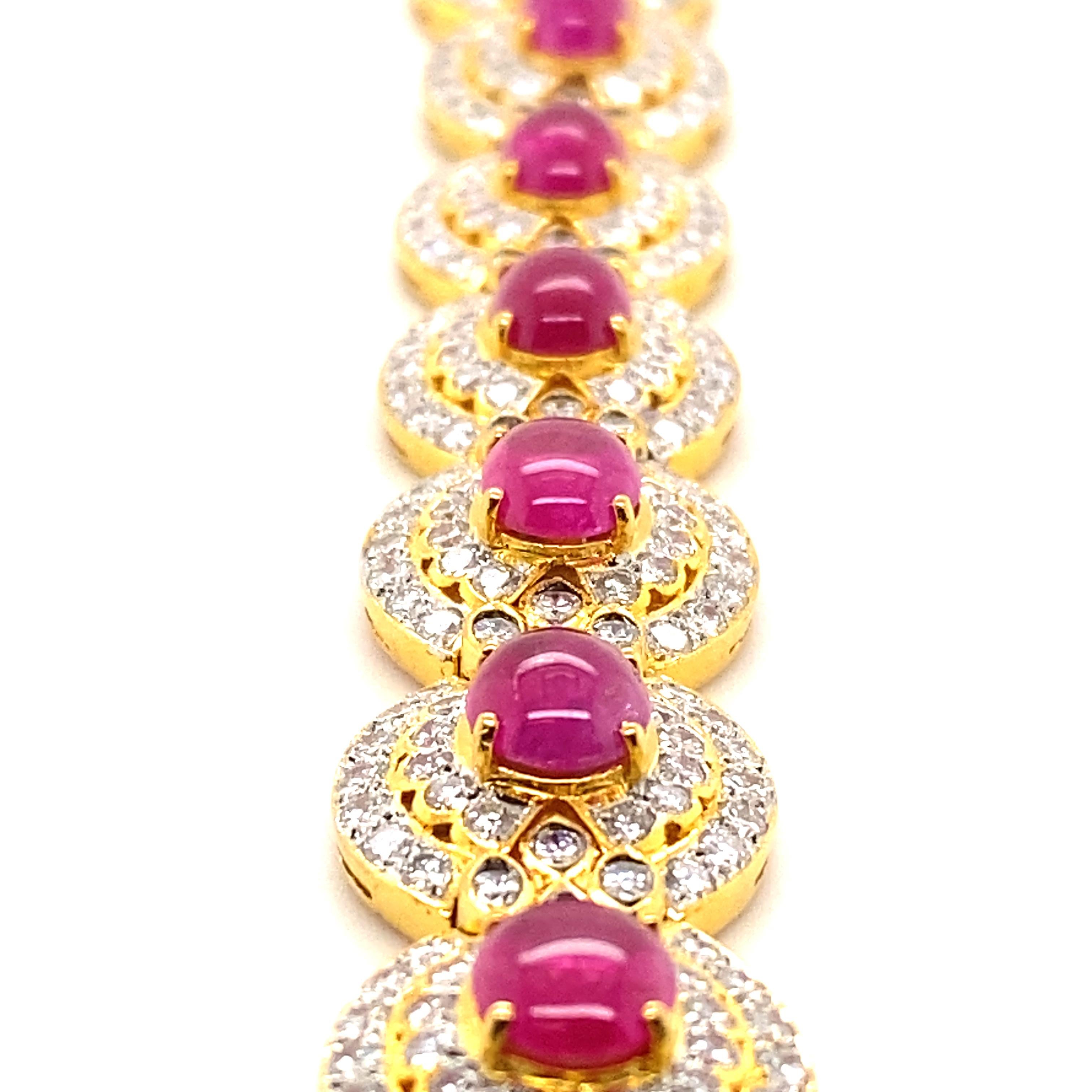 Cabochon Splendid Ruby and Diamond Bracelet in 18 Karat Yellow Gold