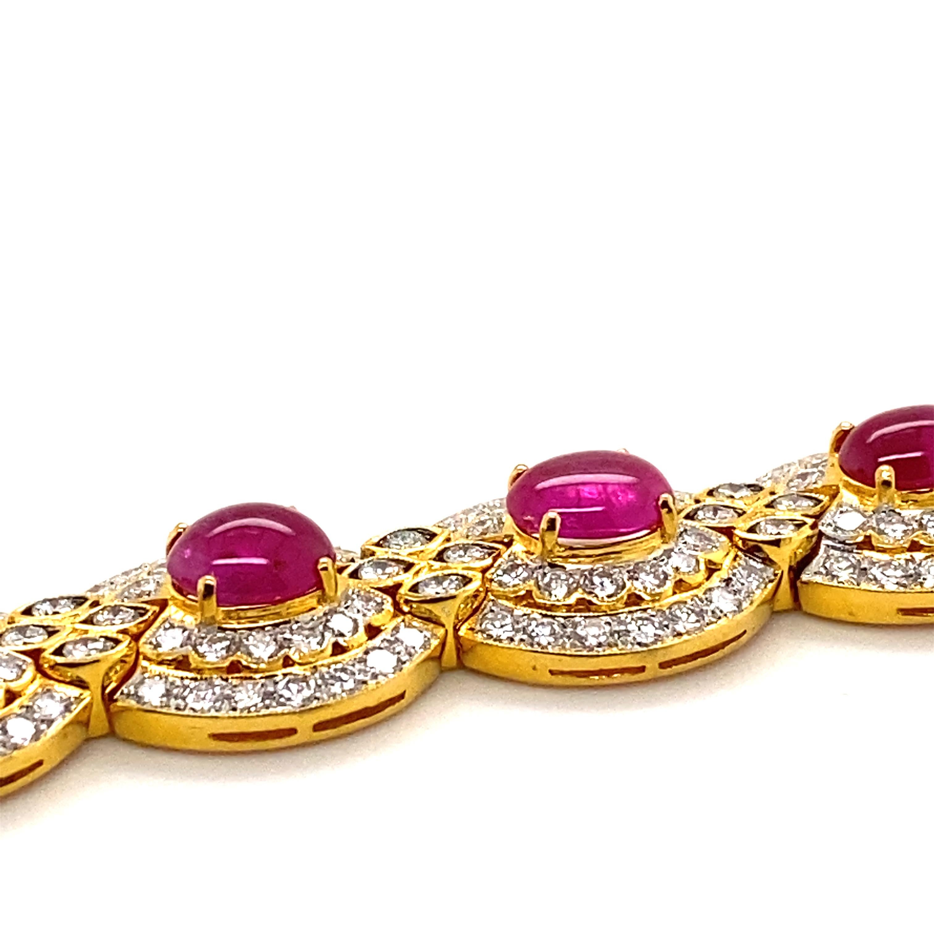 Women's or Men's Splendid Ruby and Diamond Bracelet in 18 Karat Yellow Gold