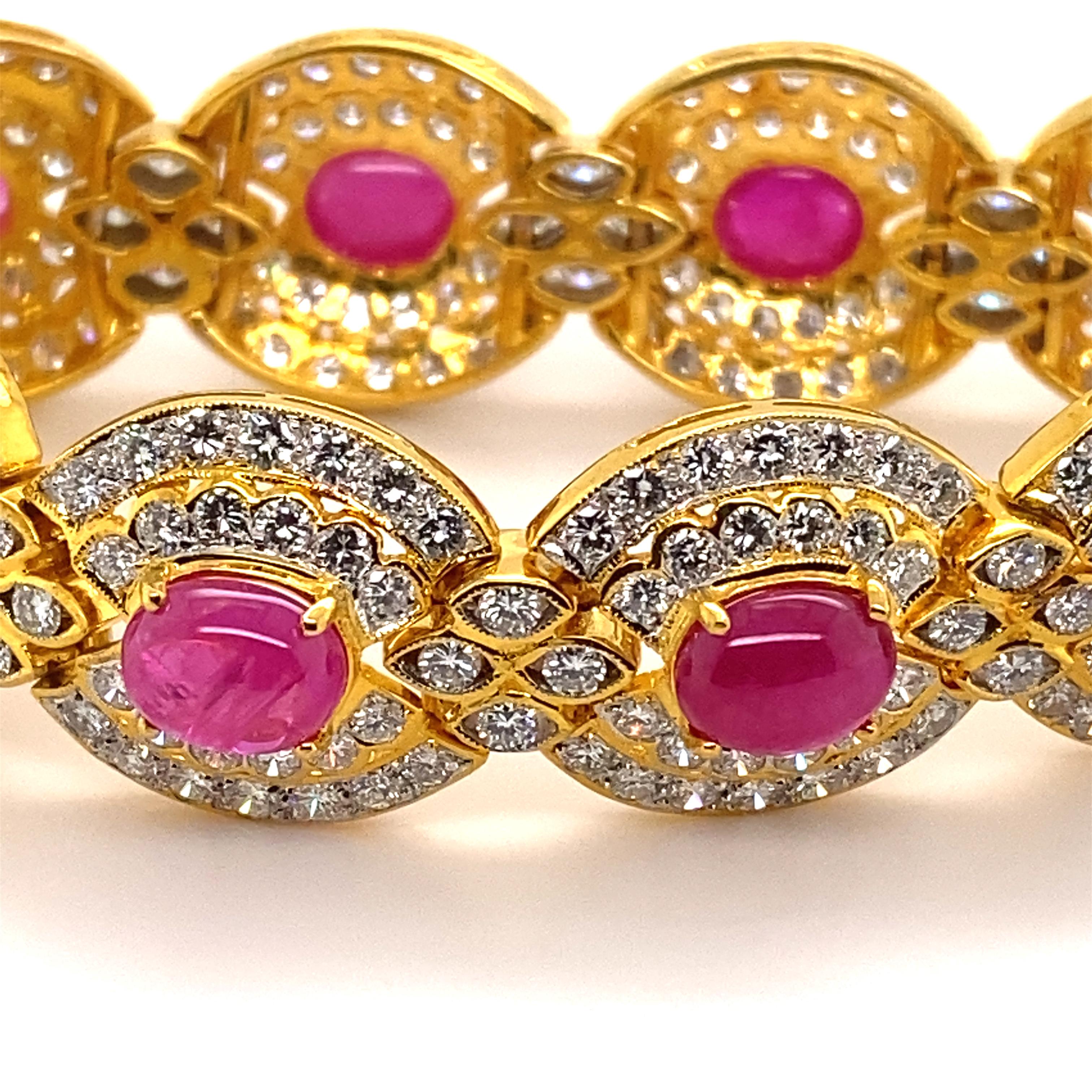 Splendid Ruby and Diamond Bracelet in 18 Karat Yellow Gold 2